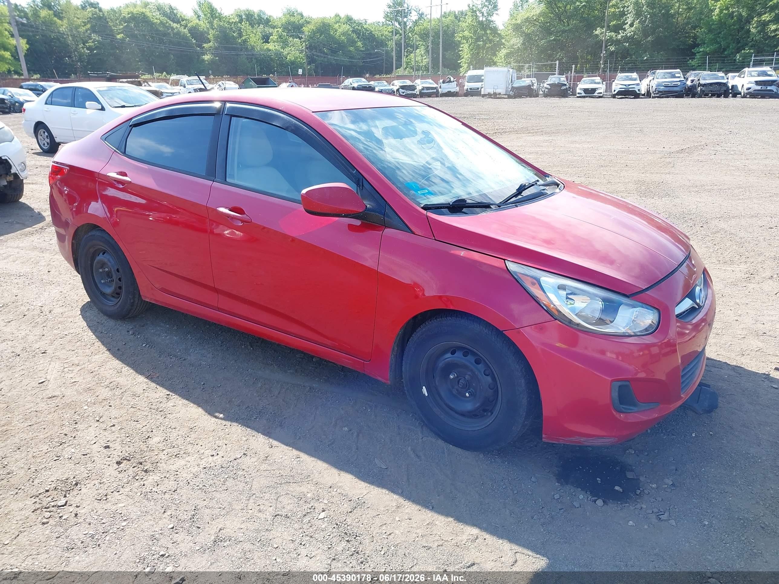 2012 Hyundai Accent GLS, VIN KMHCT4AE5CU127051 — Normal wear