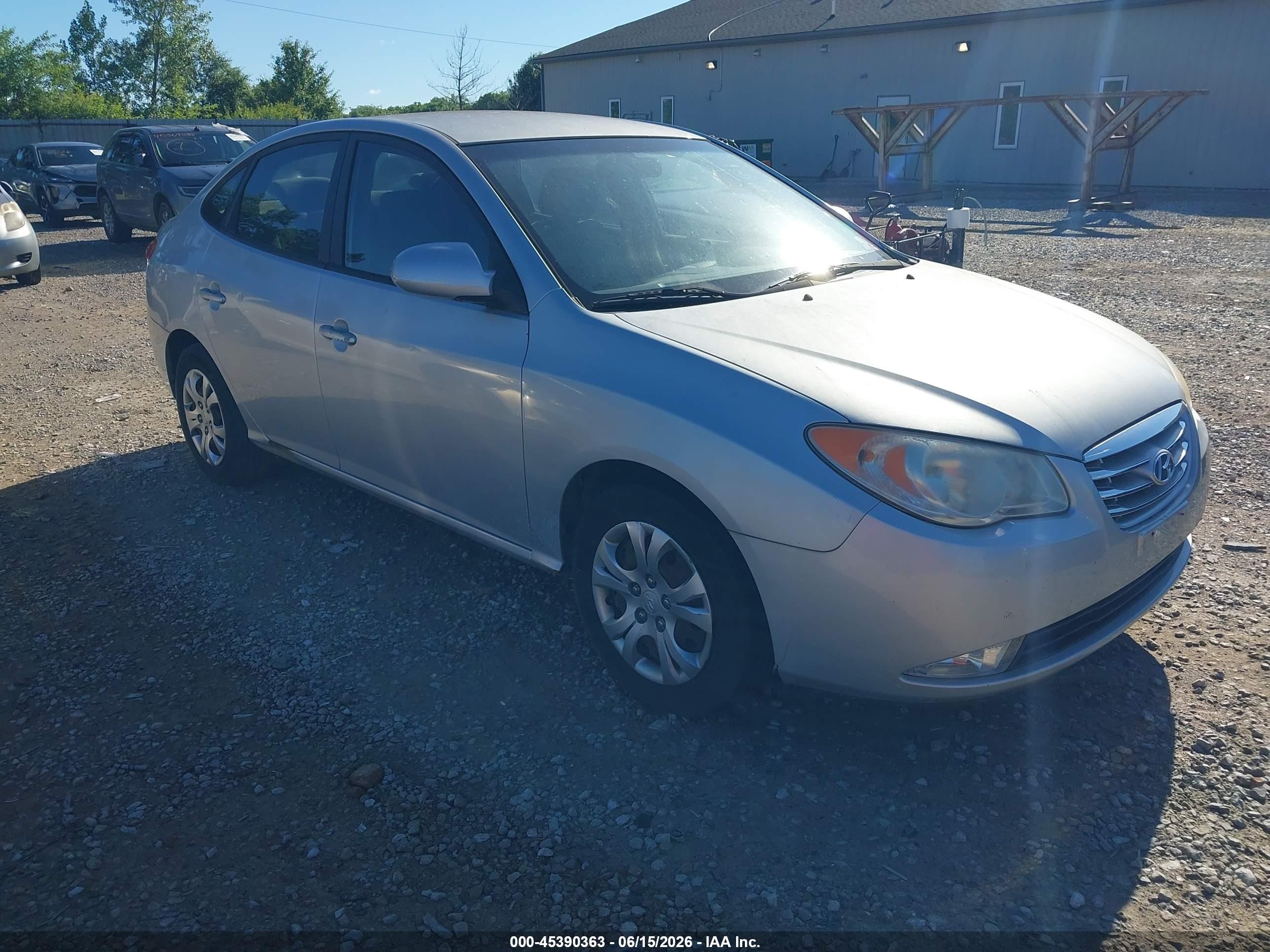 2010 Hyundai Elantra GLS, VIN KMHDU4AD2AU143066 — Normal wear