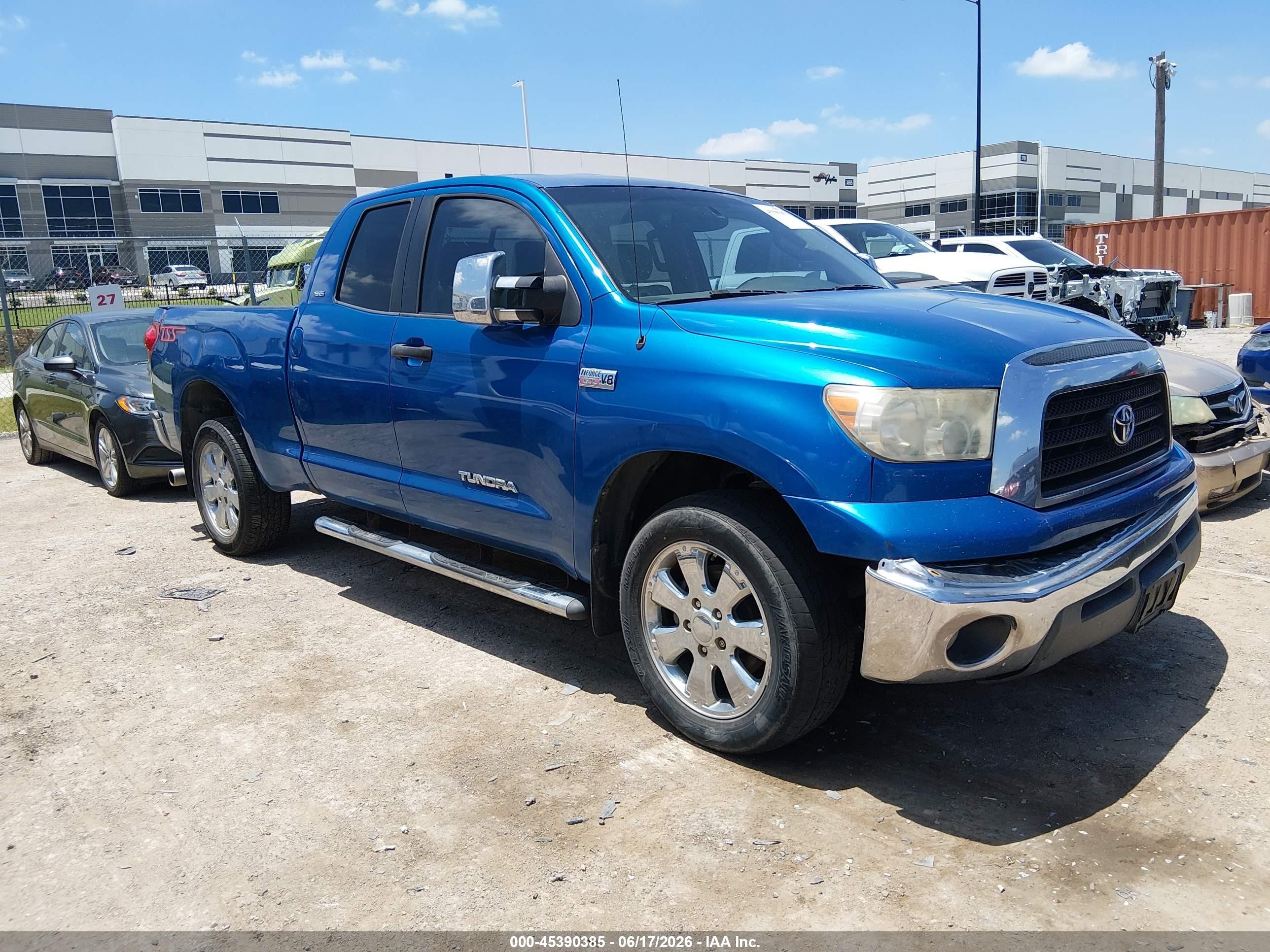 2008 Toyota Tundra SR5, VIN 5TFBV54108X080770 — Normal wear