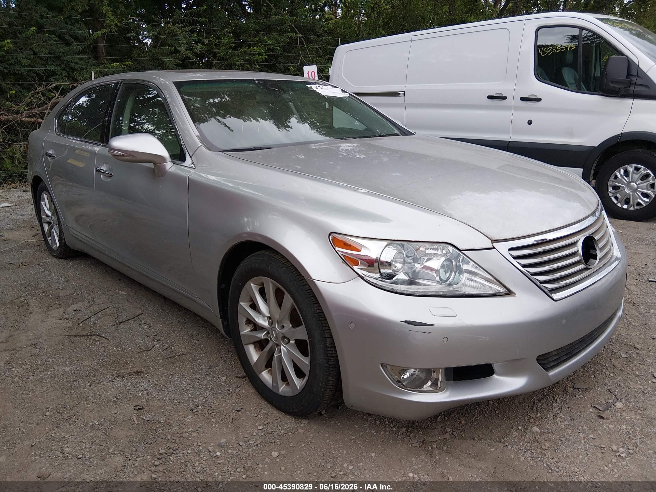 2010 Lexus LS 460 L, VIN JTHDL5EF0A5001929 — Normal wear