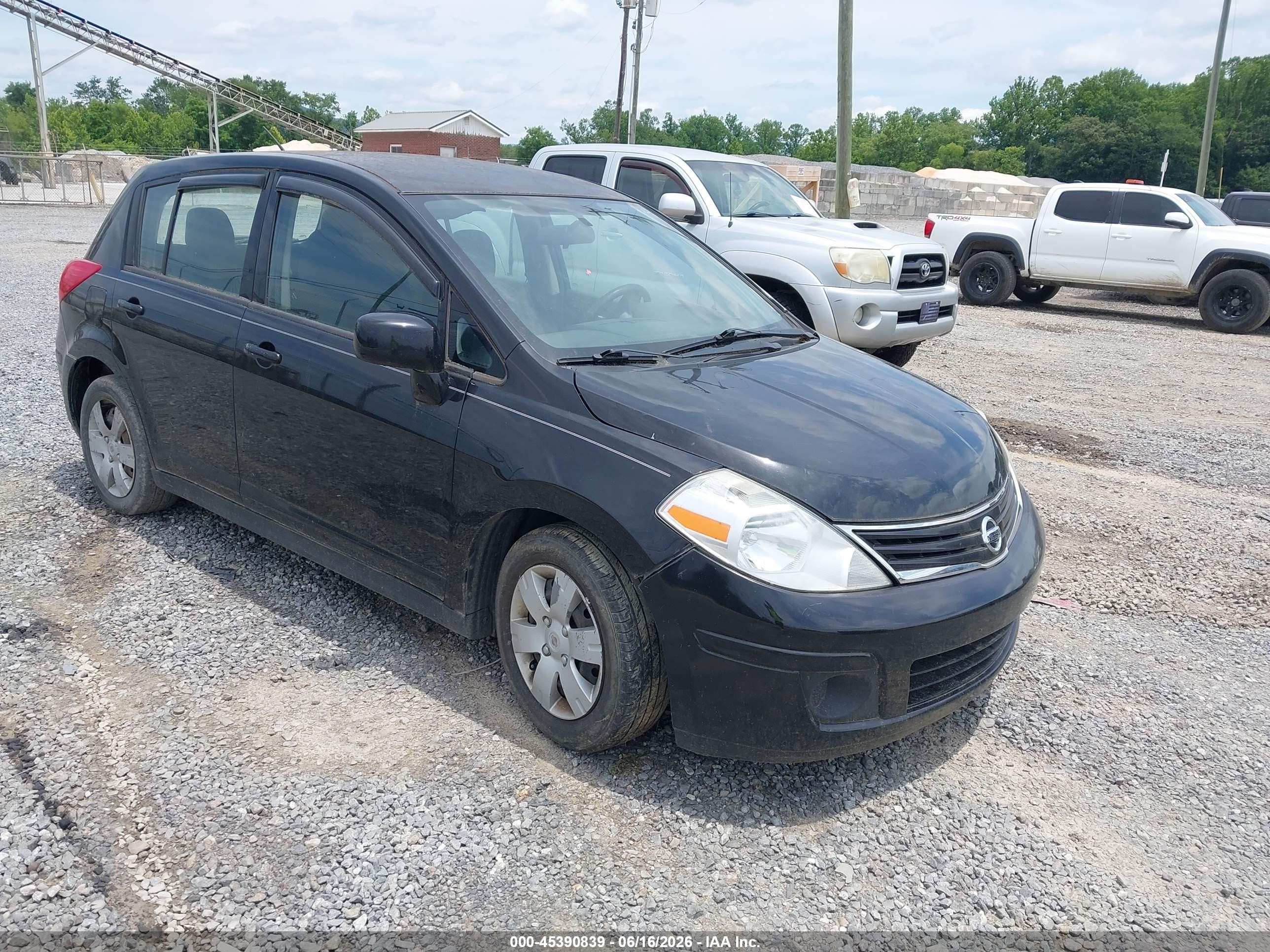 2011 Nissan Versa S, VIN 3N1BC1CP8BL515867 — Normal wear