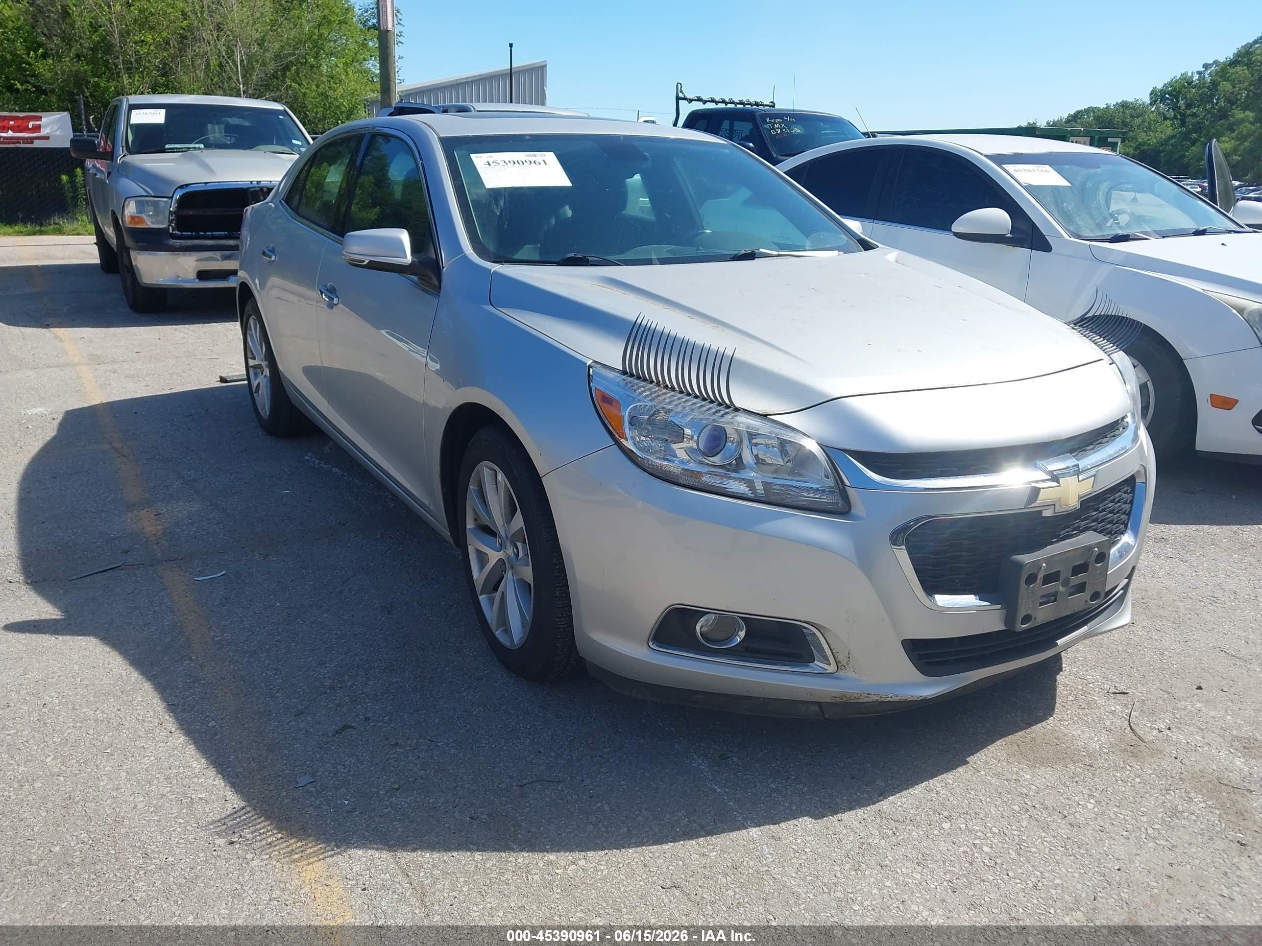 2015 Chevrolet Malibu LTZ, VIN 1G11F5SL0FU153348 — Front end