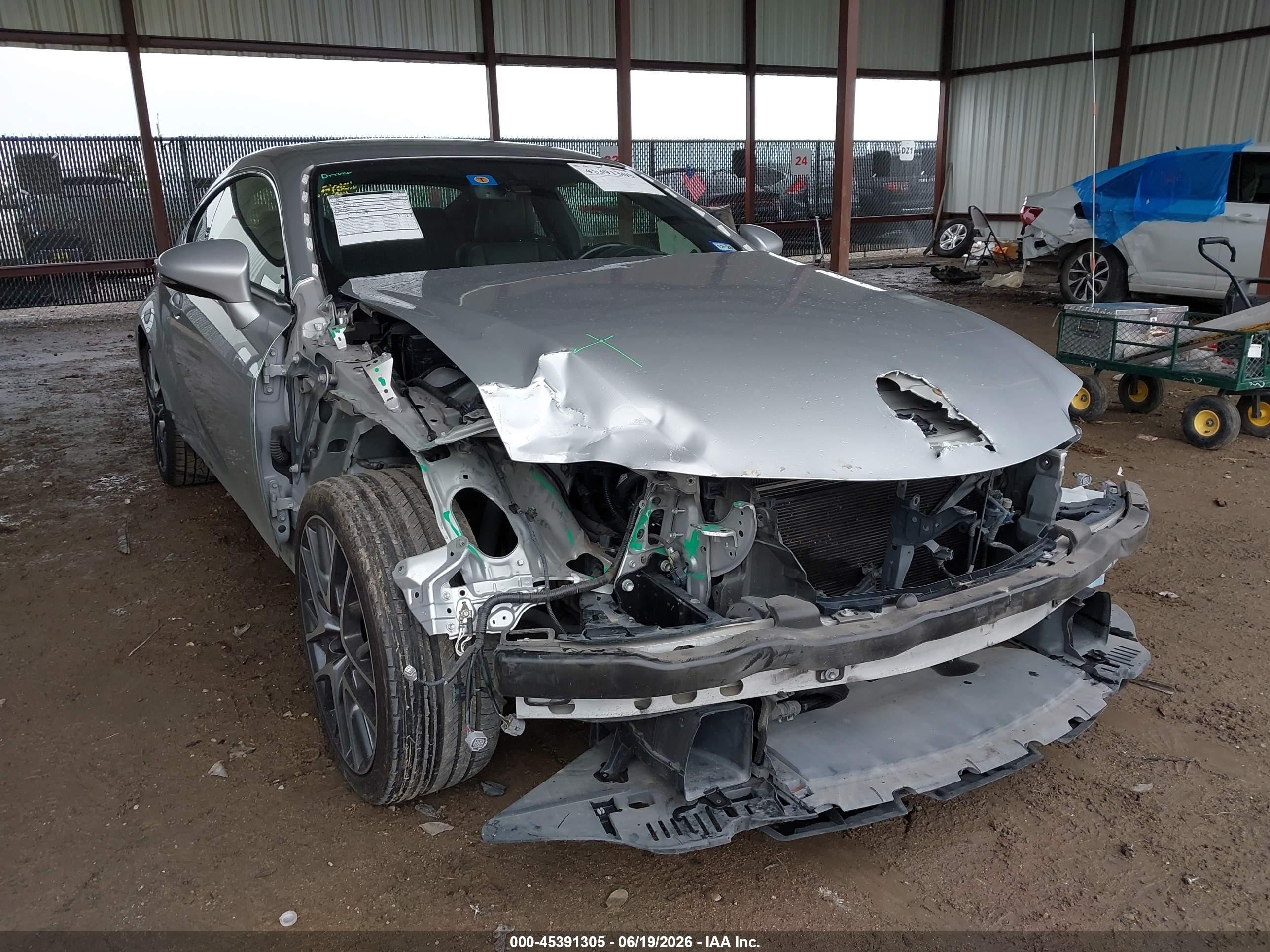 2016 Lexus RC 200t F Sport, VIN JTHHA5BC6G5002772 — Front end
