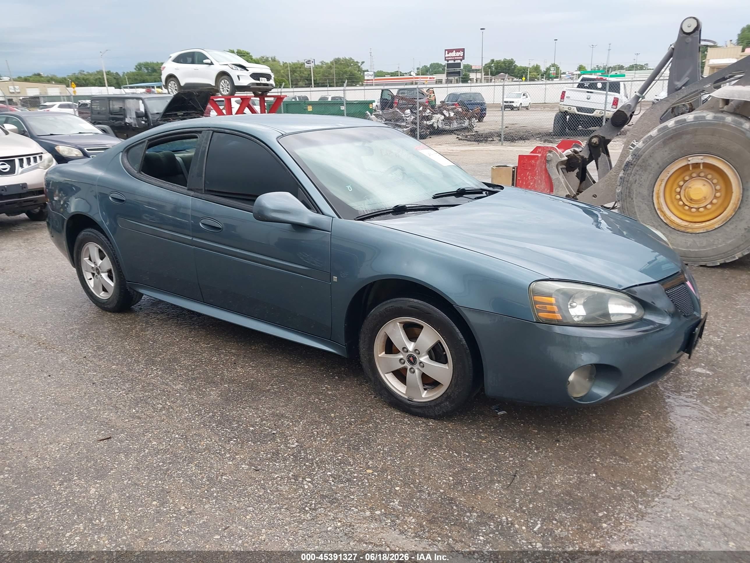 2006 Pontiac Grand Prix, VIN 2G2WP552X61264972 — Hail