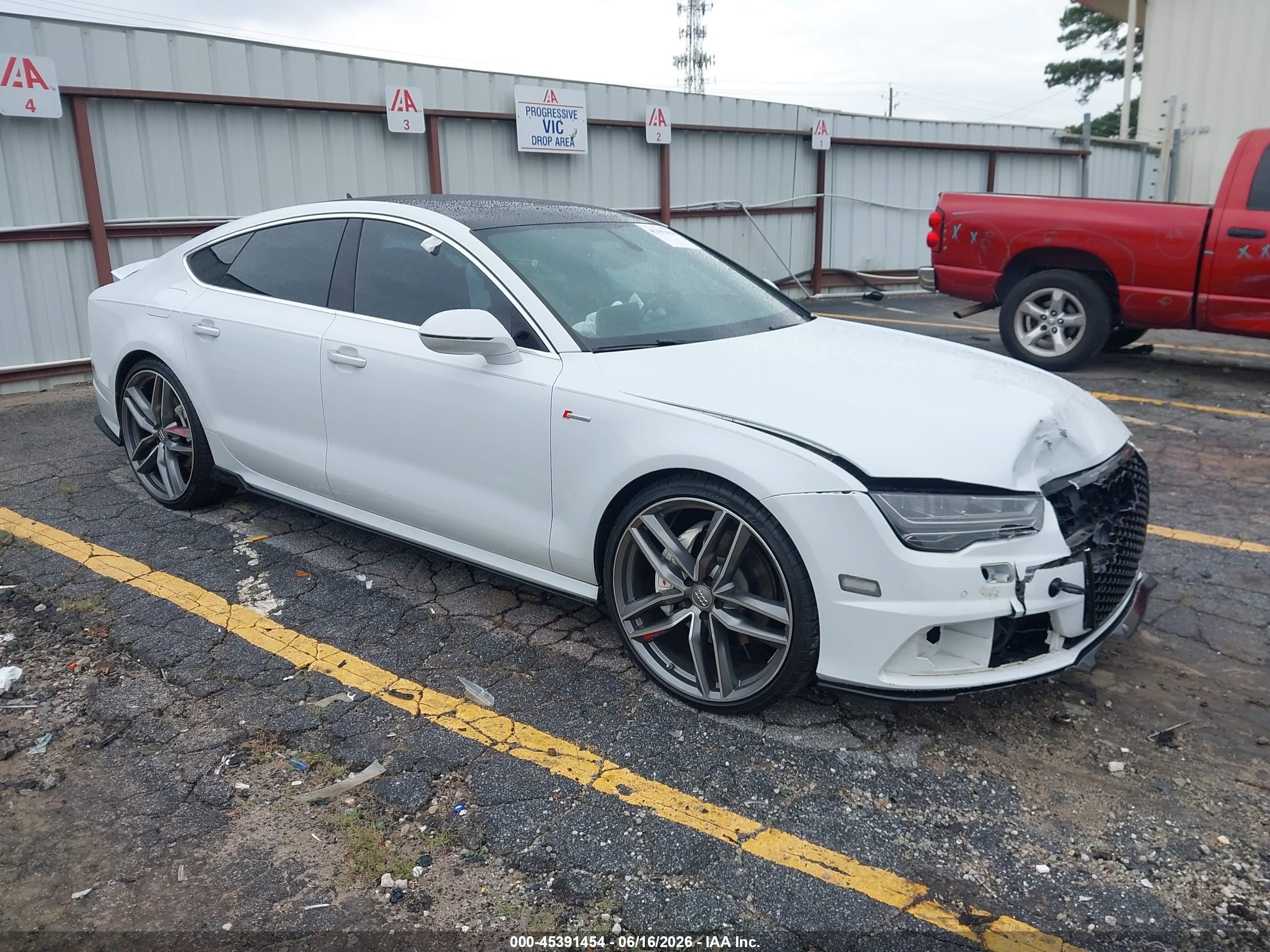 2016 Audi A7 Premium Plus, VIN WAUWGAFC8GN034081 — Front end