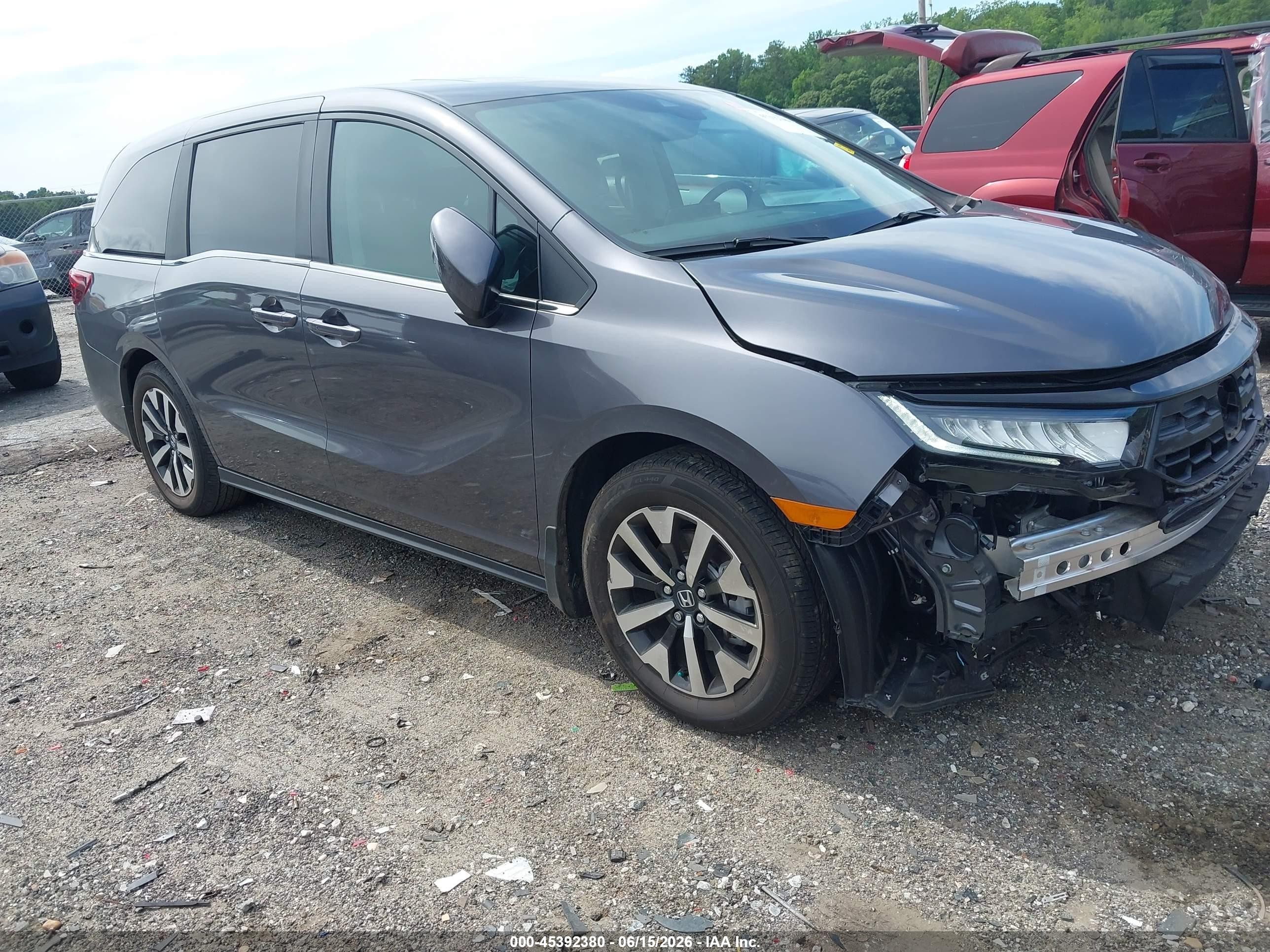 2025 Honda Odyssey EX-L, VIN 5FNRL6H64SB052441 — Front end