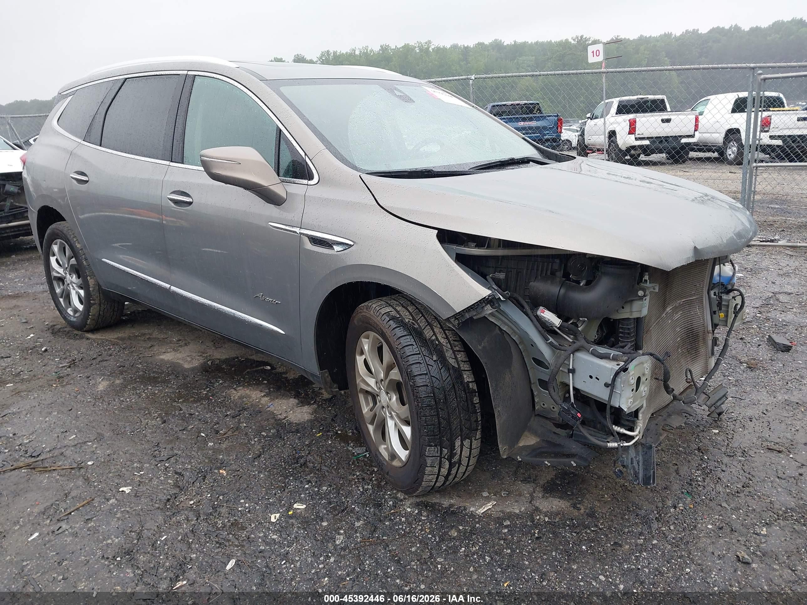 2019 Buick Enclave Avenir, VIN 5GAEVCKW7KJ125022 — Front end