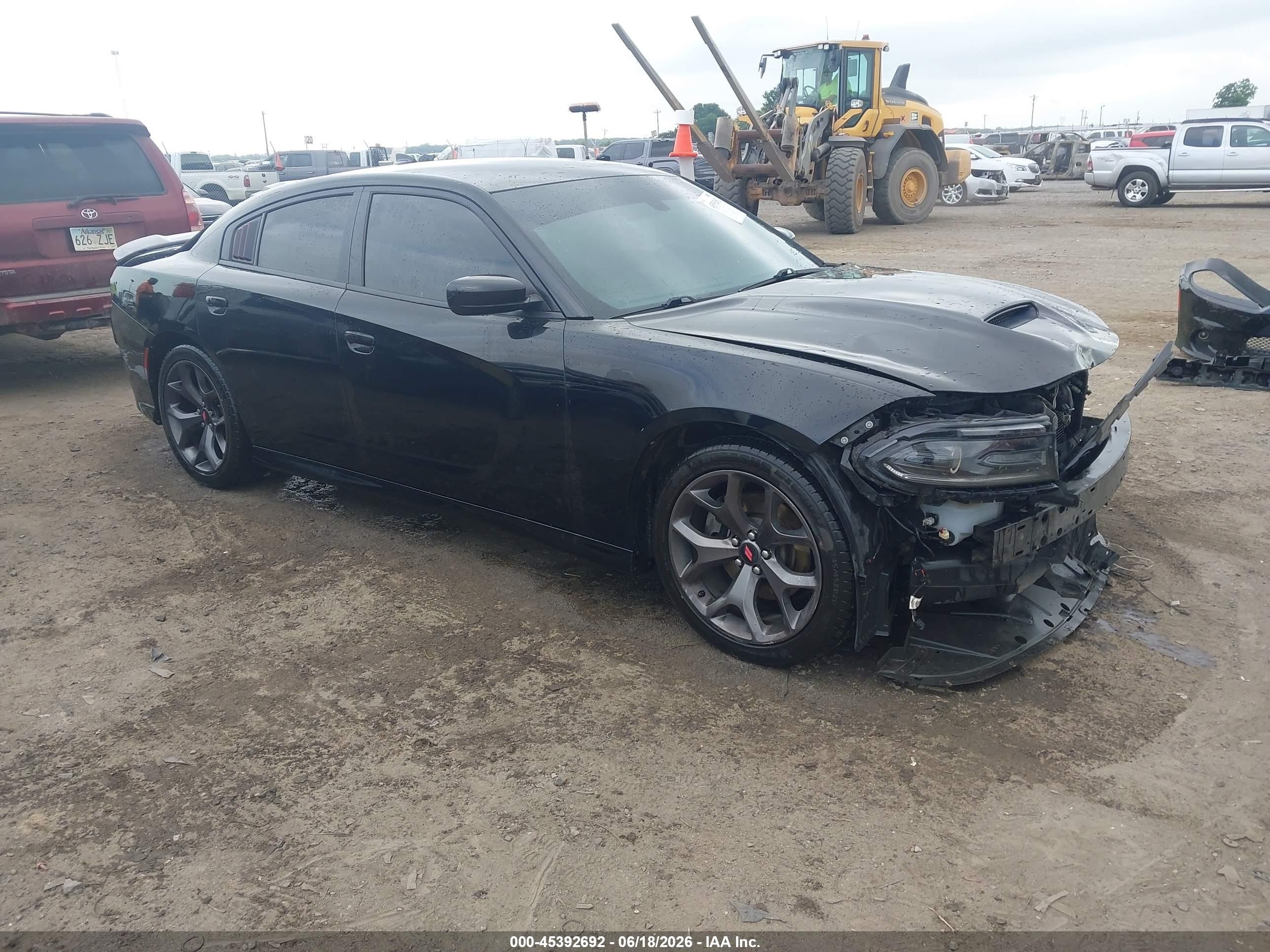 2019 Dodge Charger GT, VIN 2C3CDXHG1KH662944 — Front end