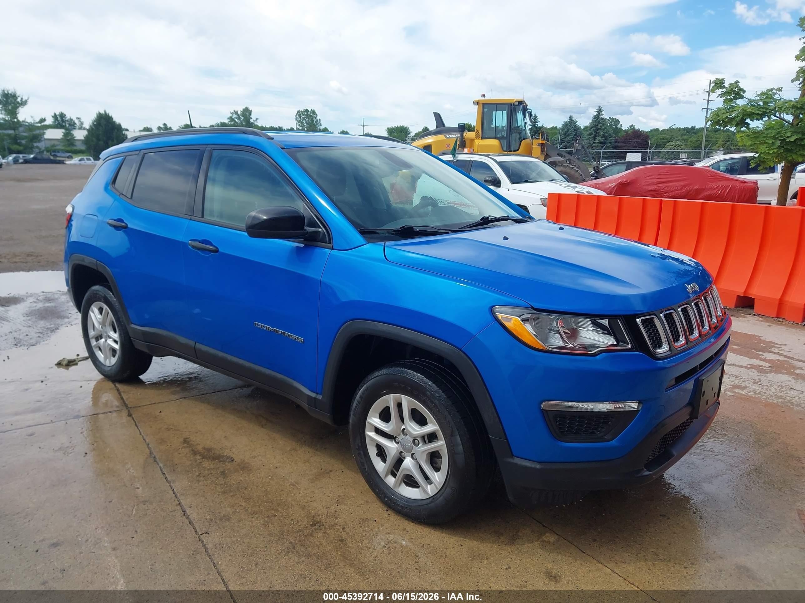 2018 Jeep Compass Sport, VIN 3C4NJDAB0JT413759 — Normal wear