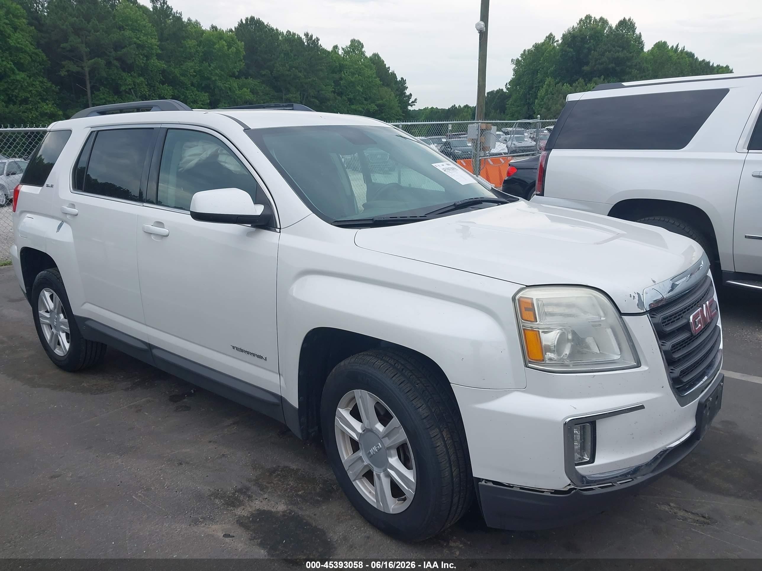 2016 GMC Terrain SLE, VIN 2GKFLNE3XG6139088 — Side