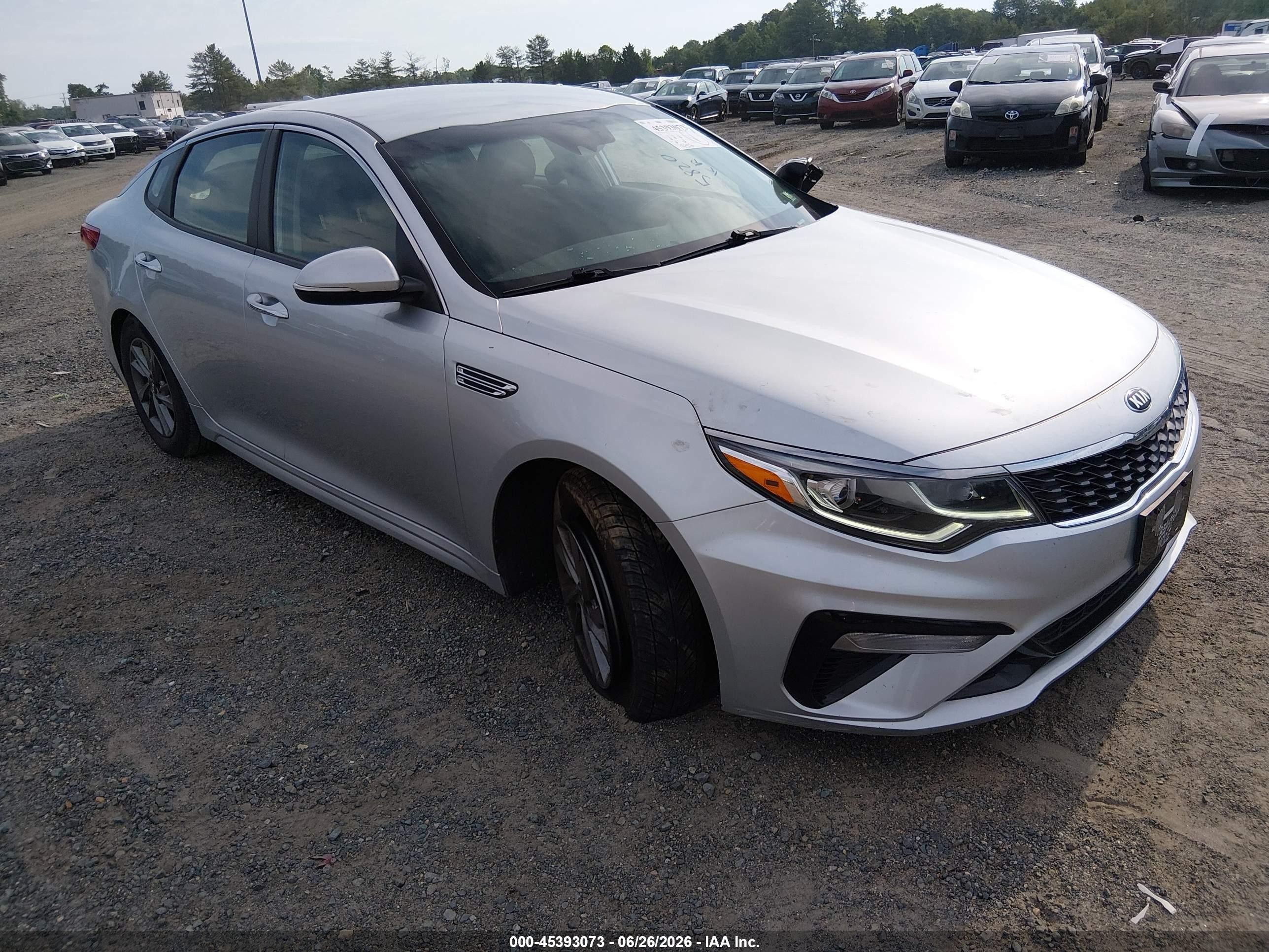 2019 Kia Optima LX, VIN 5XXGT4L37KG358149 — Side