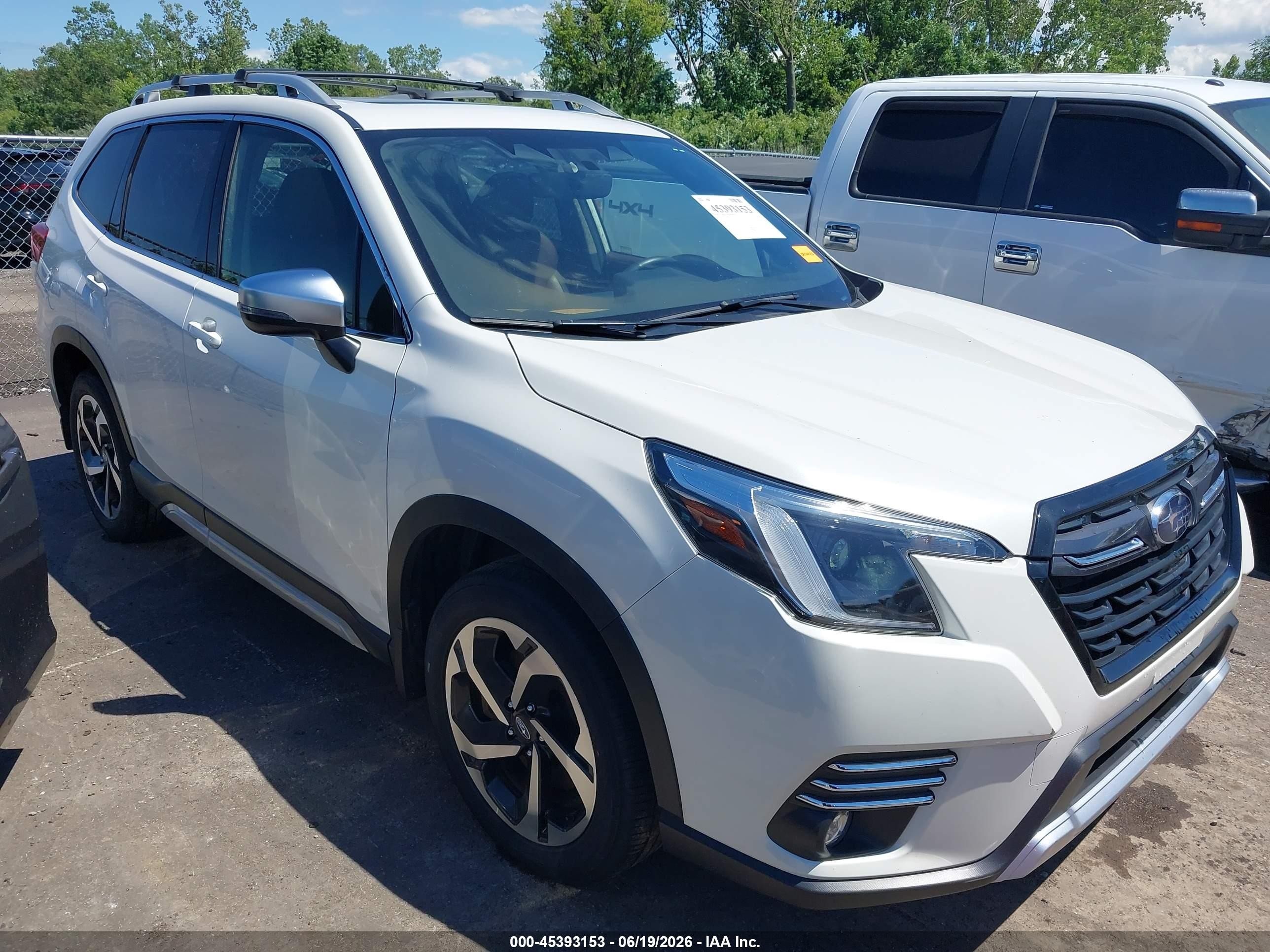 2023 Subaru Forester Touring, VIN JF2SKARC8PH511197 — Пожар в салоне