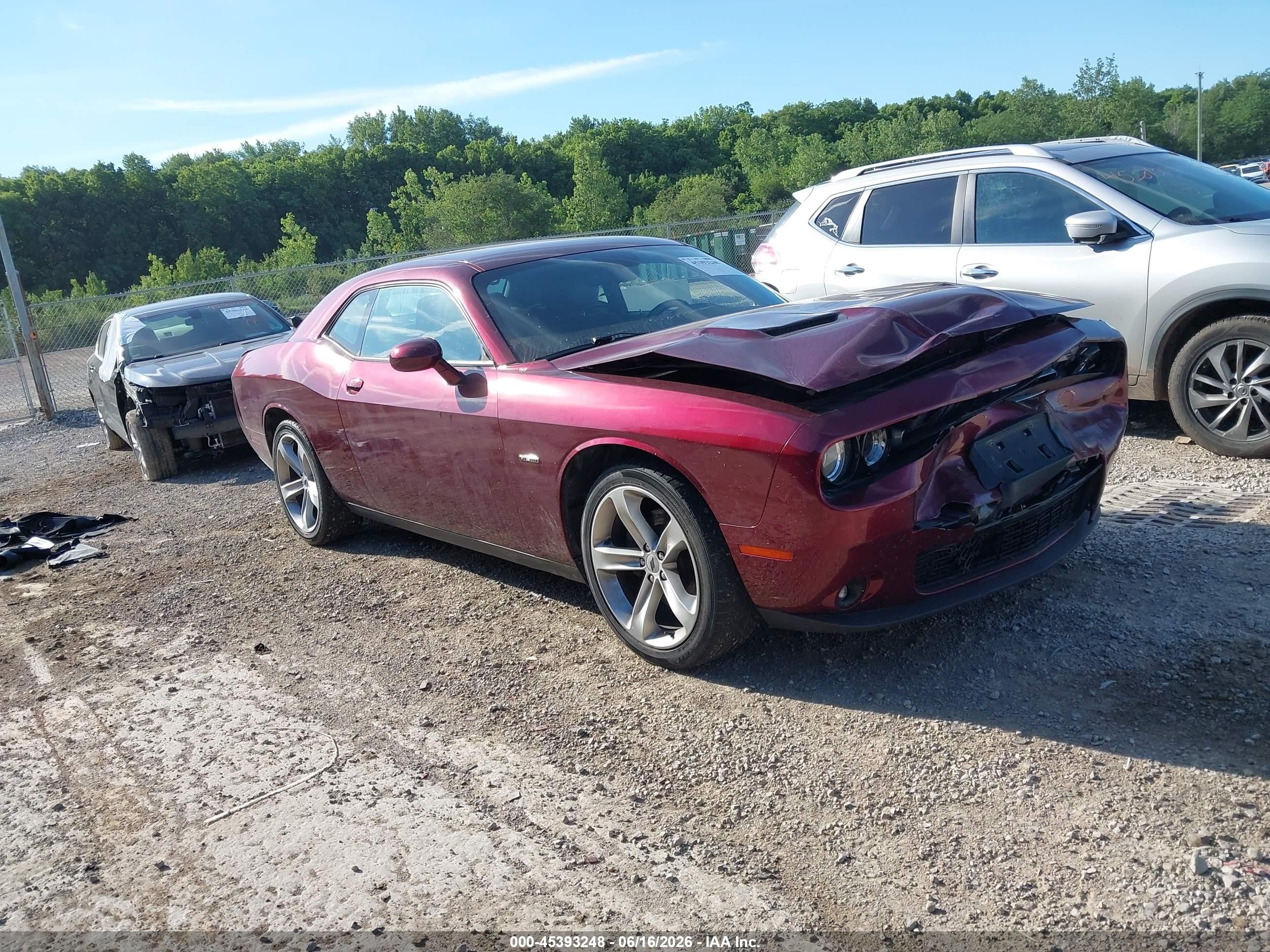 2017 Dodge Challenger R/T, VIN 2C3CDZBT4HH548883 — Front end