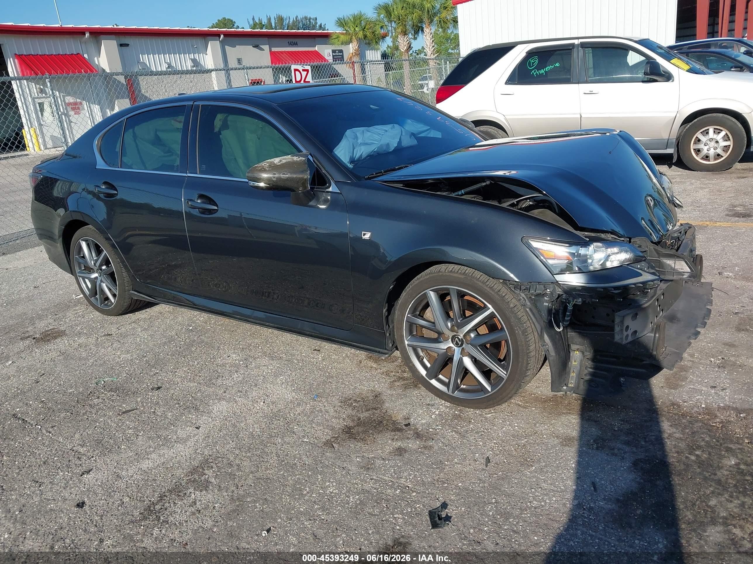 2017 Lexus GS 350 F Sport, VIN JTHBZ1BL5HA010331 — Перед