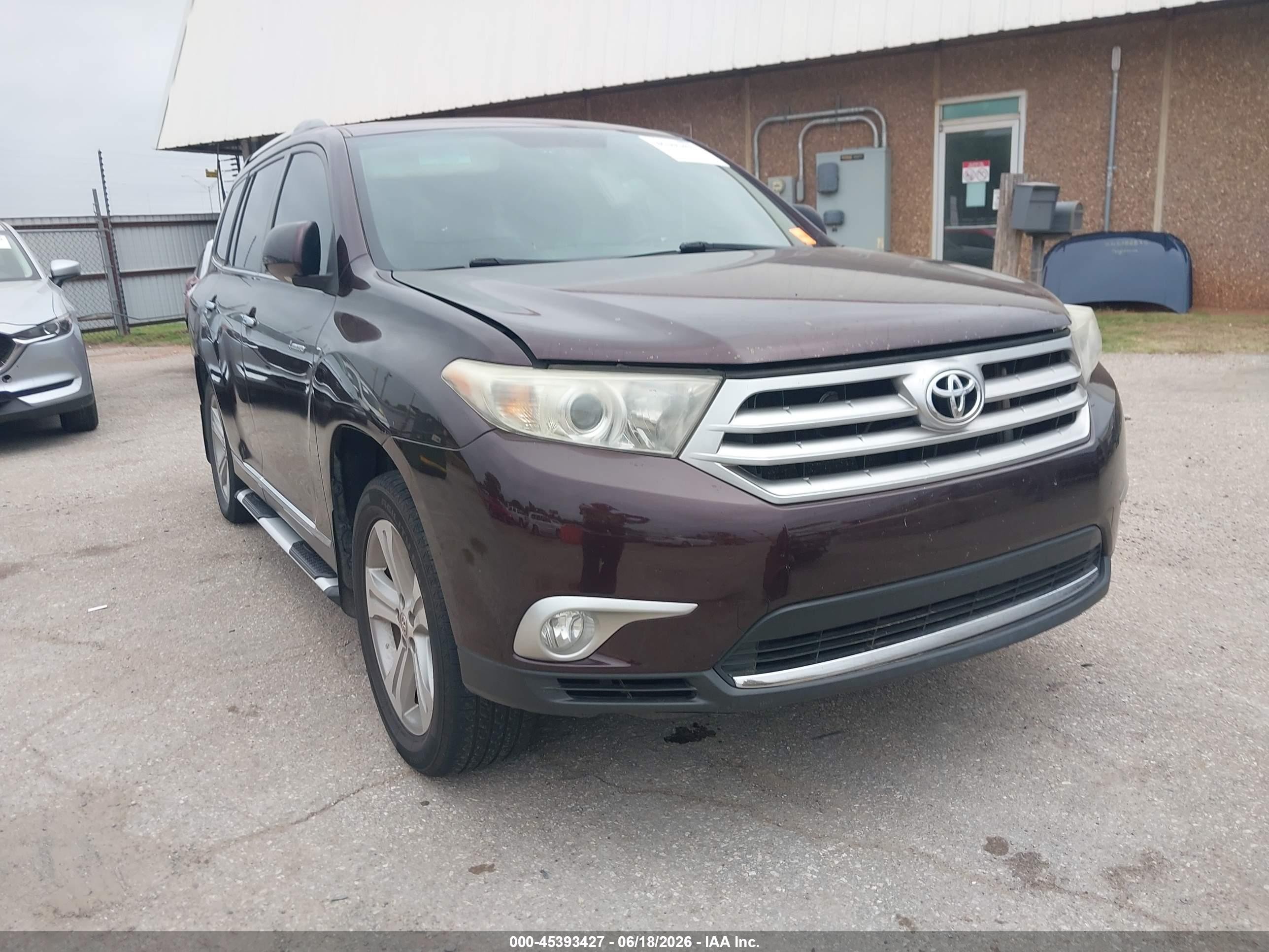 2012 Toyota Highlander Limited, VIN 5TDYK3EH4CS066002 — Side