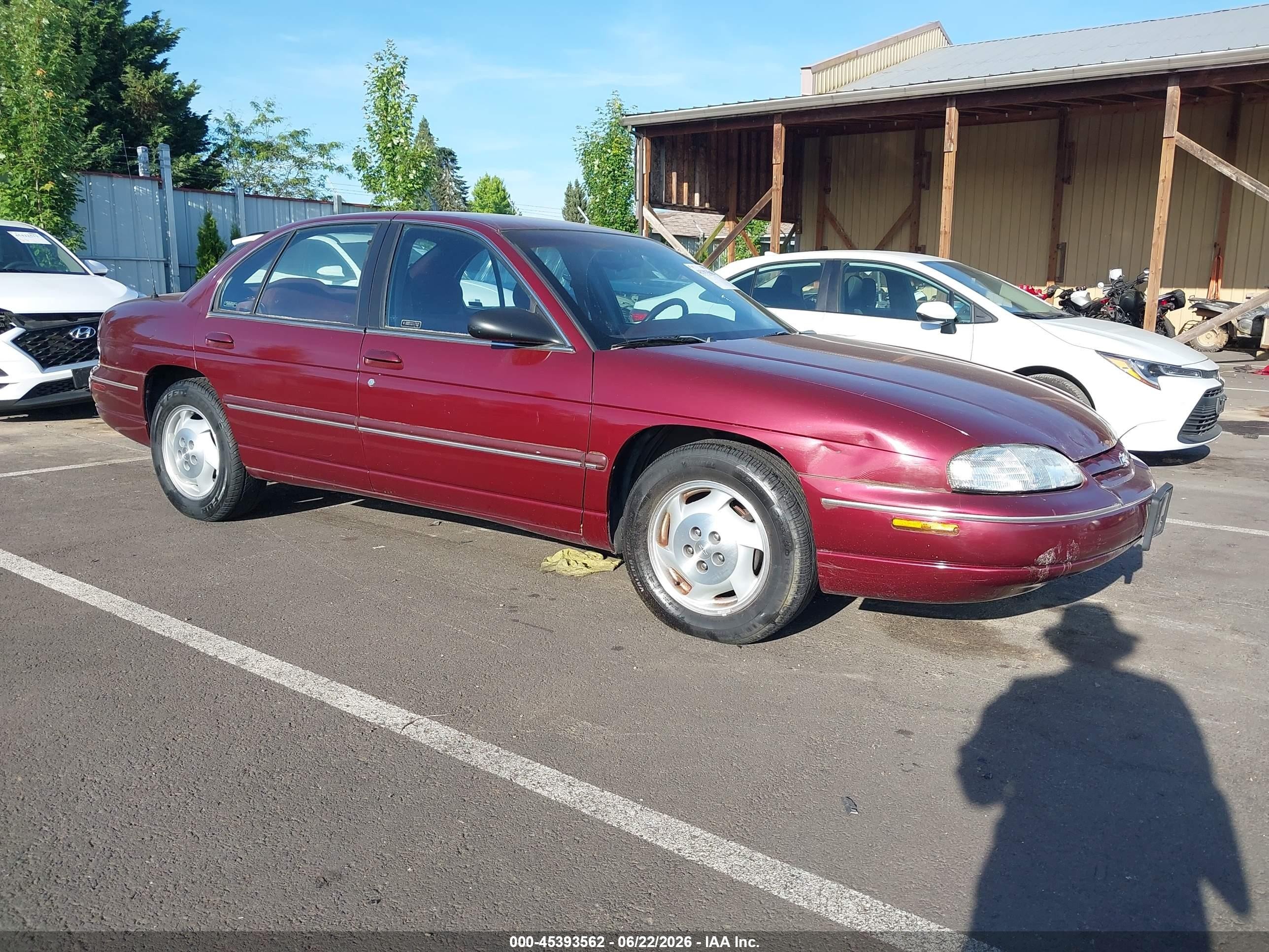 1998 Chevrolet Lumina, VIN 2G1WL52M9W9324117 — Normal wear