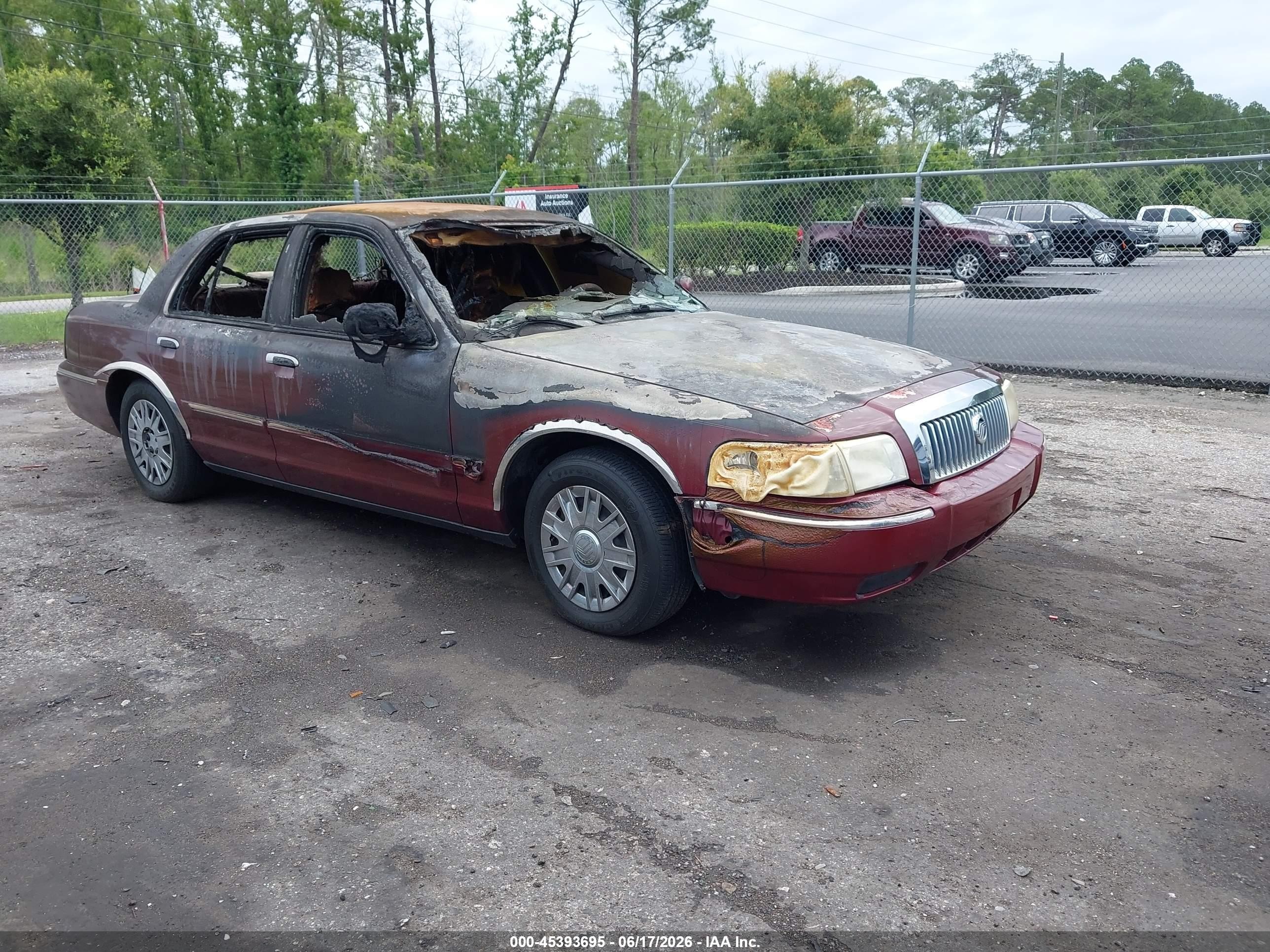 2007 Mercury Grand Marquis GS, VIN 2MEFM74W47X609219 — Burn
