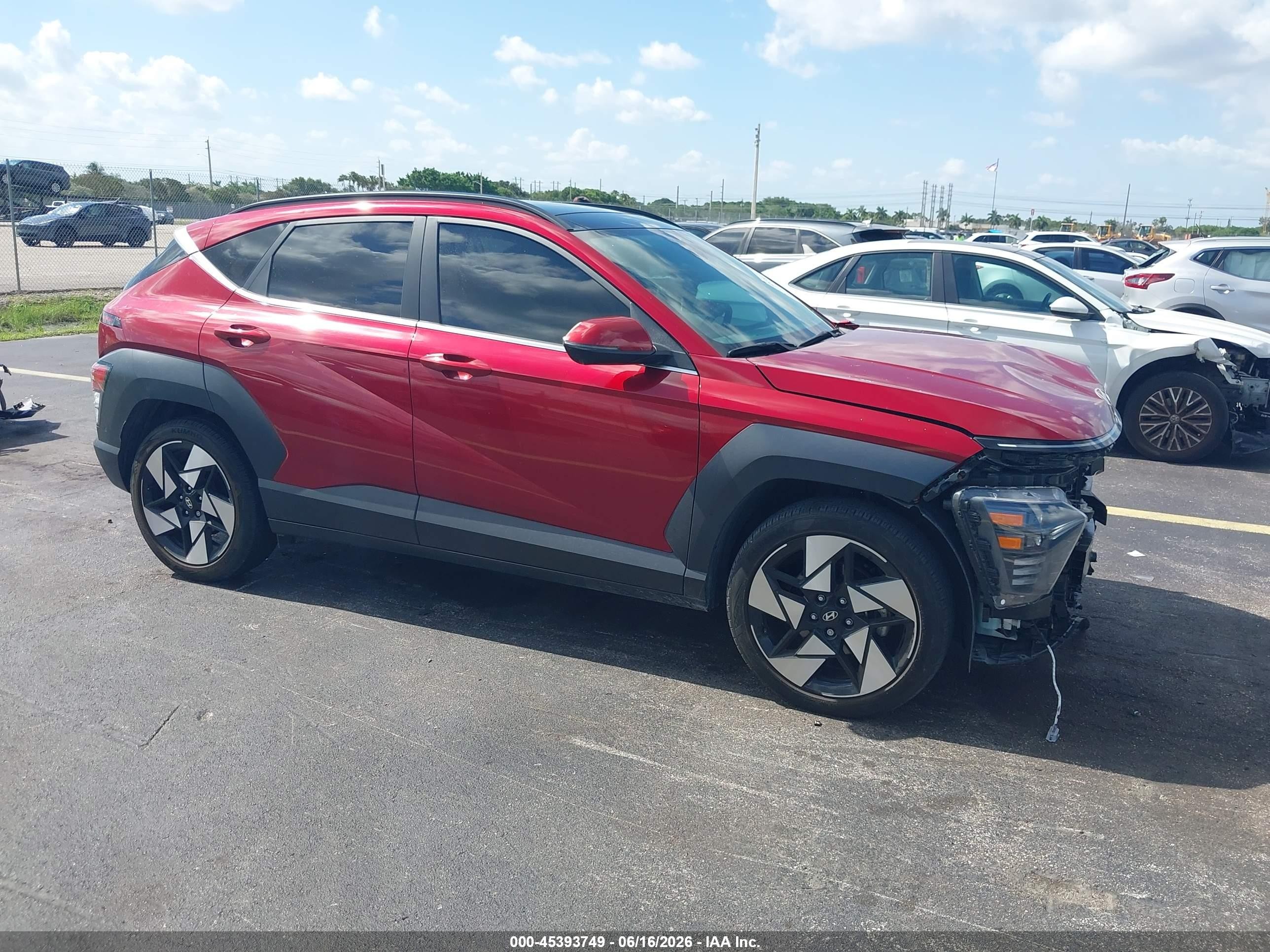 2024 Hyundai Kona Limited, VIN KM8HE3A39RU093200 — Front end
