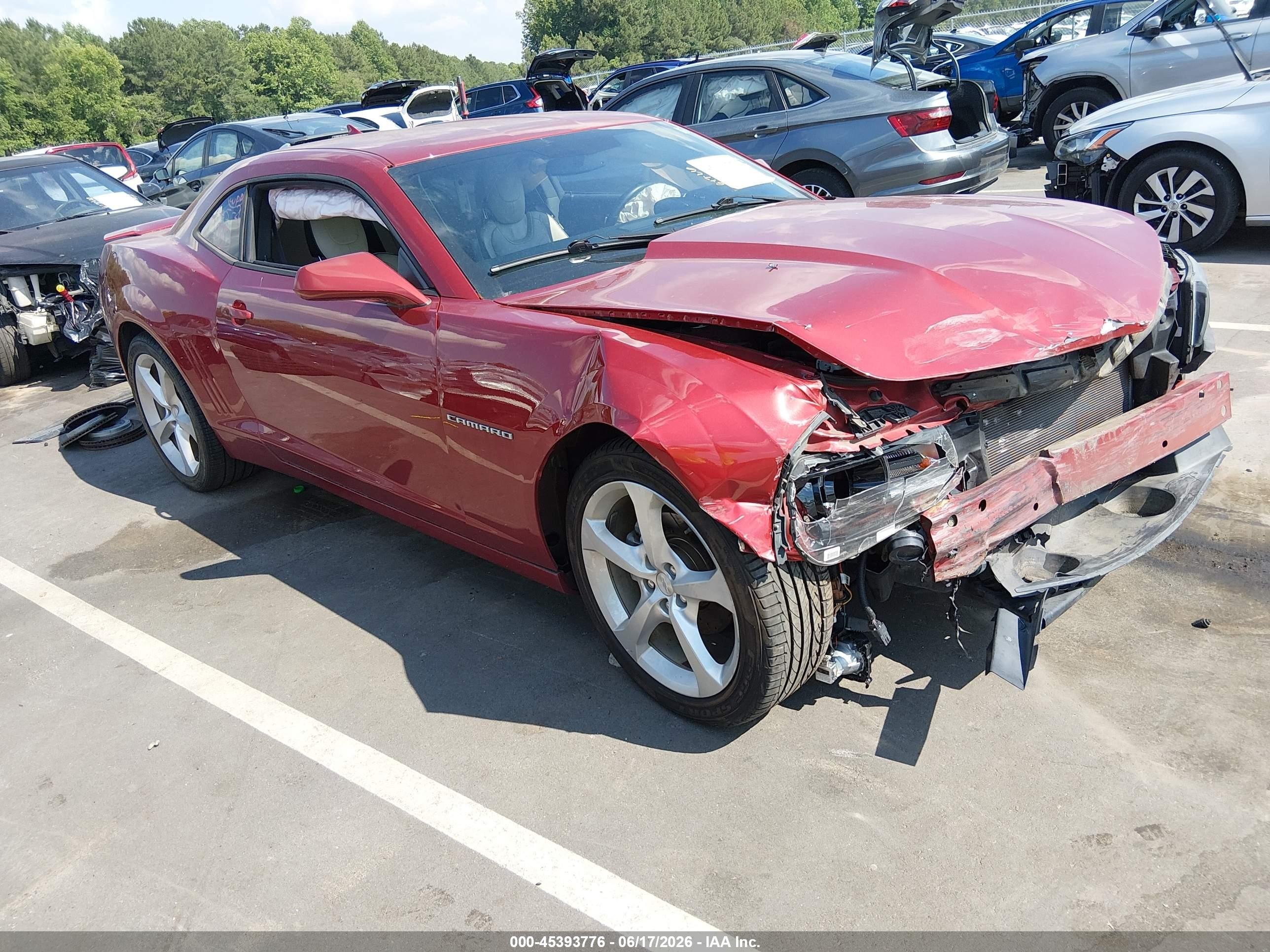2015 Chevrolet Camaro LT, VIN 2G1FF1E35F9165132 — Front end