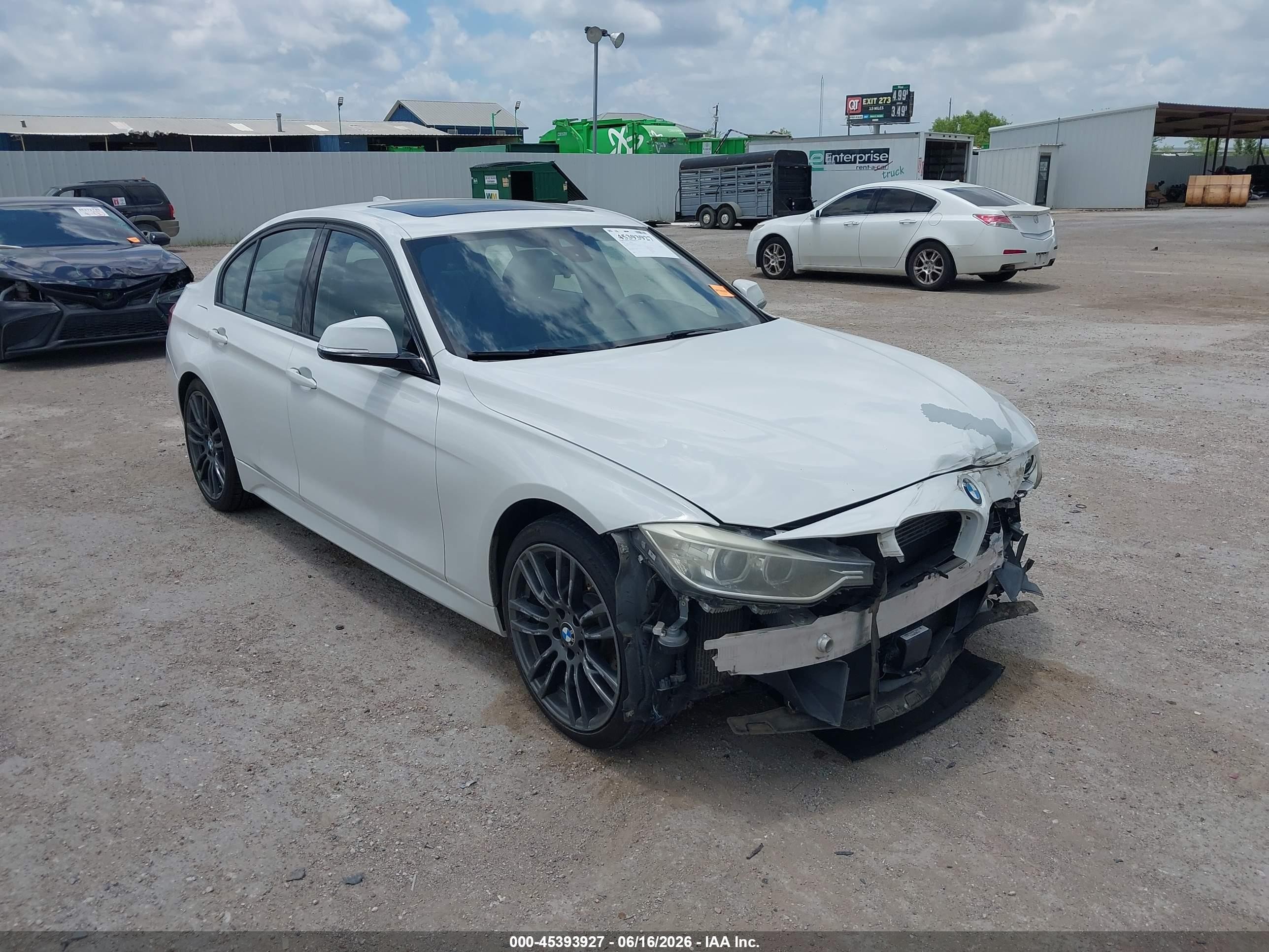 2014 BMW 3 Series 335i, VIN WBA3A9G58ENS64428 — Front end