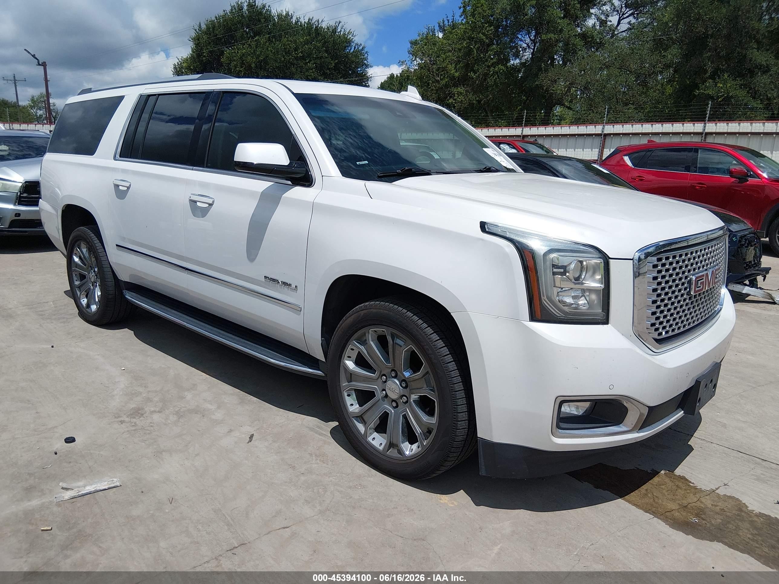 2017 GMC Yukon XL Denali, VIN 1GKS2HKJ8HR202250 — Hail