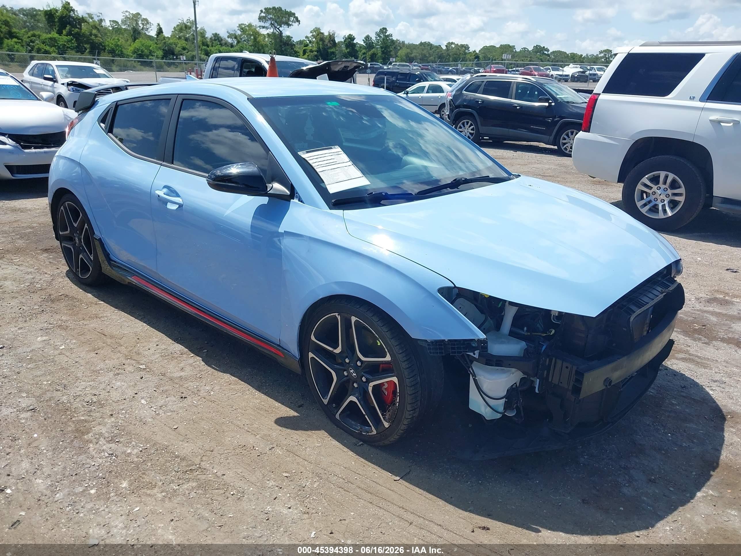 2022 Hyundai Veloster, VIN KMHT36AH1NU015534 — Front end