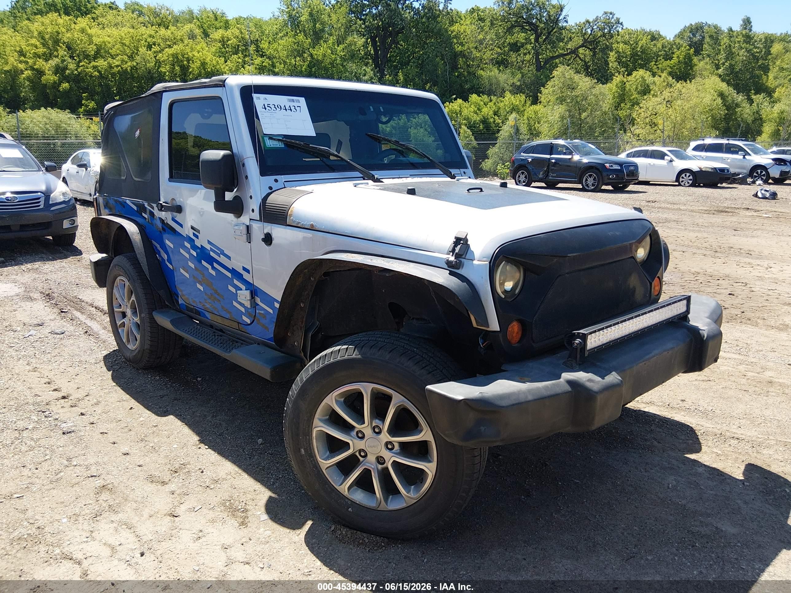 2009 Jeep Wrangler X, VIN 1J4FA241X9L747830 — Front end