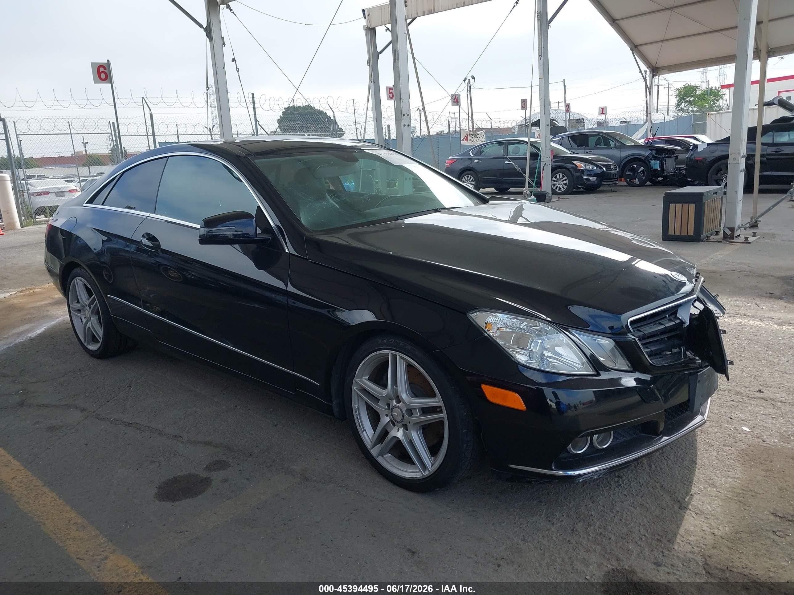 2011 Mercedes-Benz E 350, VIN WDDKJ5GB2BF071636 — Front end