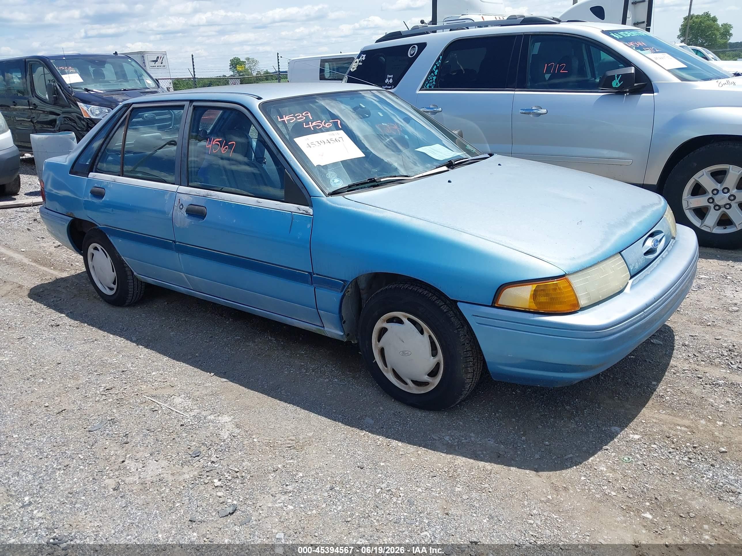 1993 Ford Escort, VIN 1FAPP14JXPW218088 — Normal wear