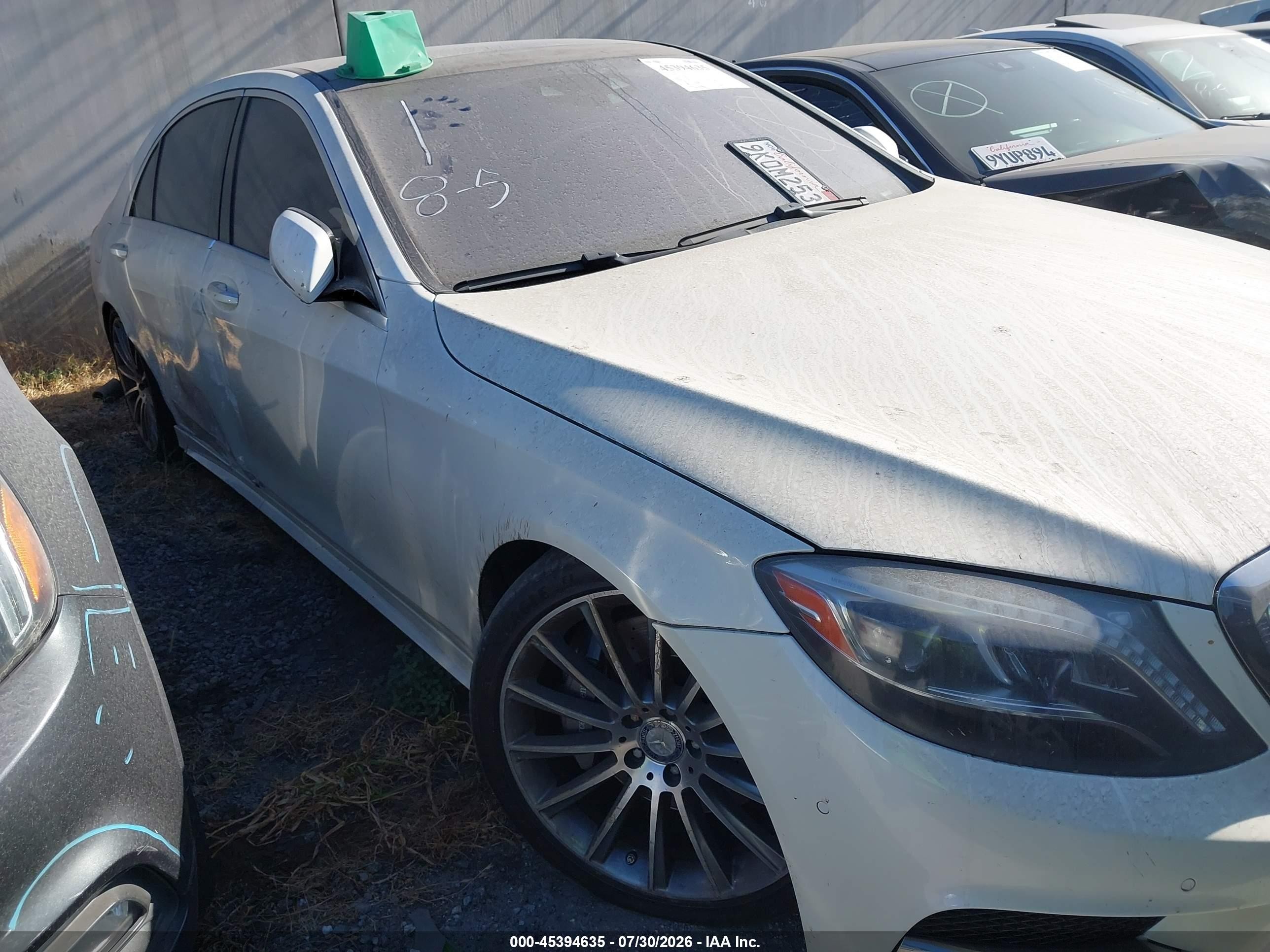 2015 Mercedes-Benz S 550, VIN WDDUG8CB5FA149859 — Side