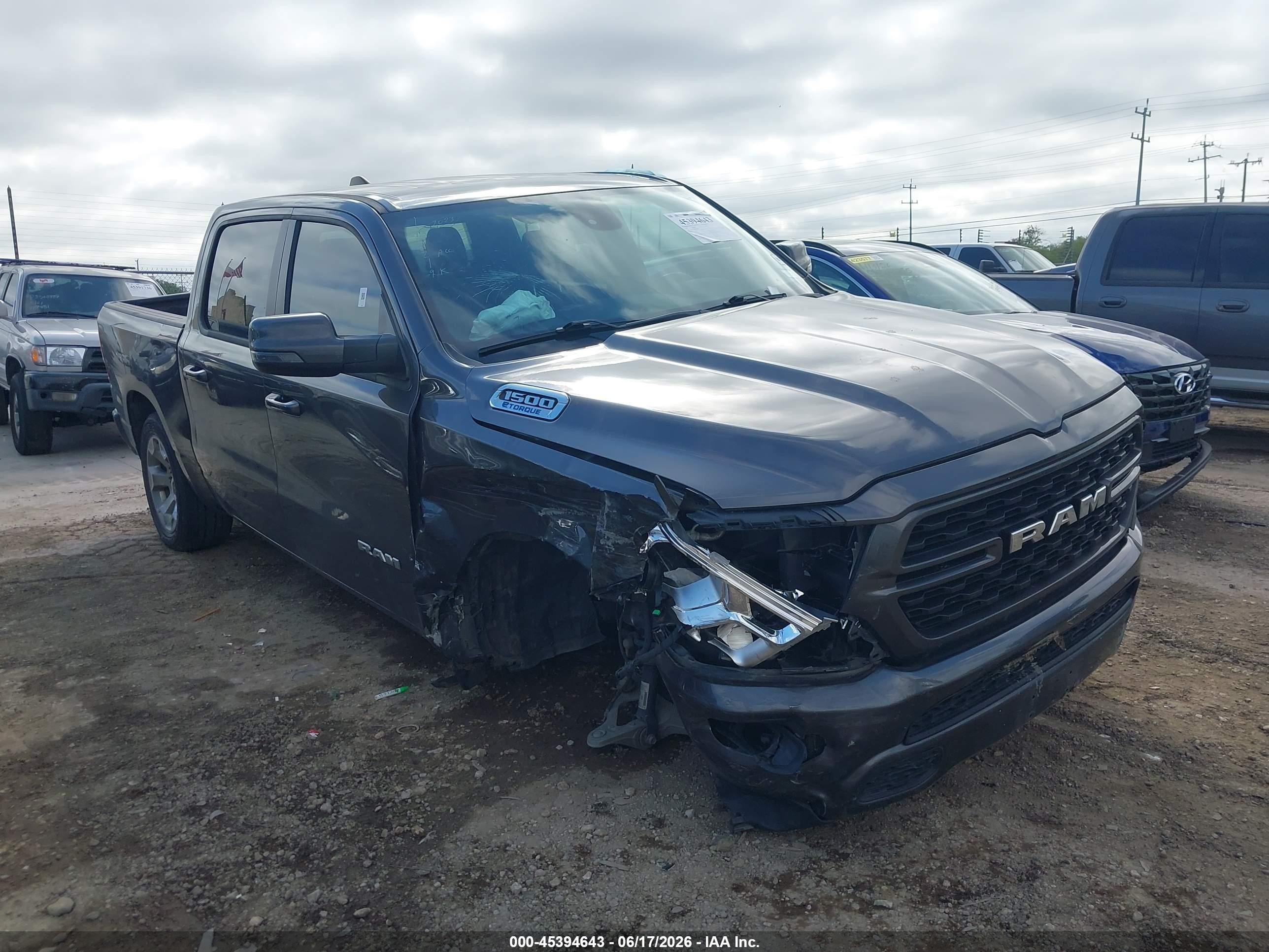 2023 Ram 1500 Big Horn, VIN 1C6RREFG9PN693881 — Front end
