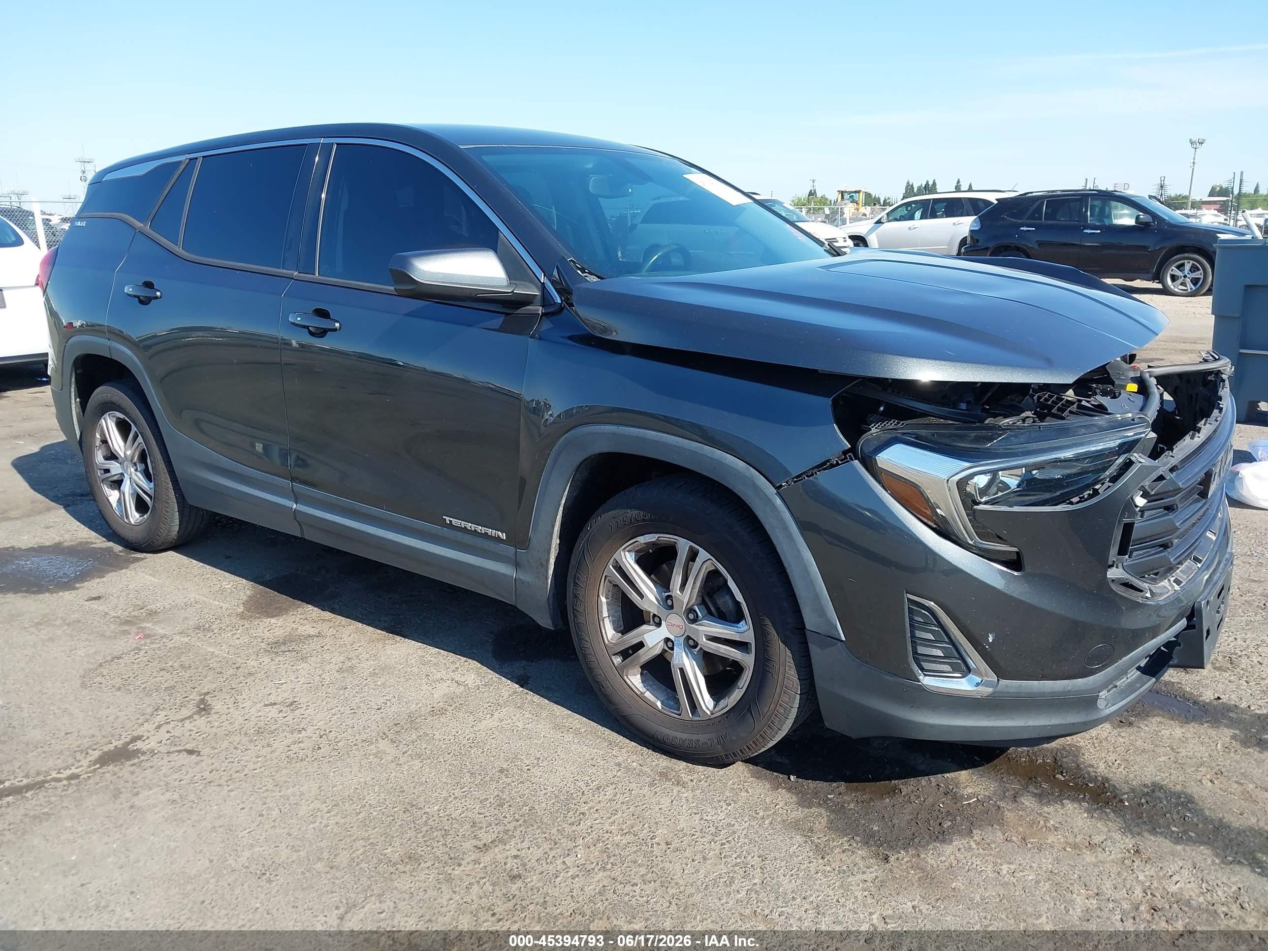 2018 GMC Terrain SLE, VIN 3GKALMEVXJL254928 — Front end