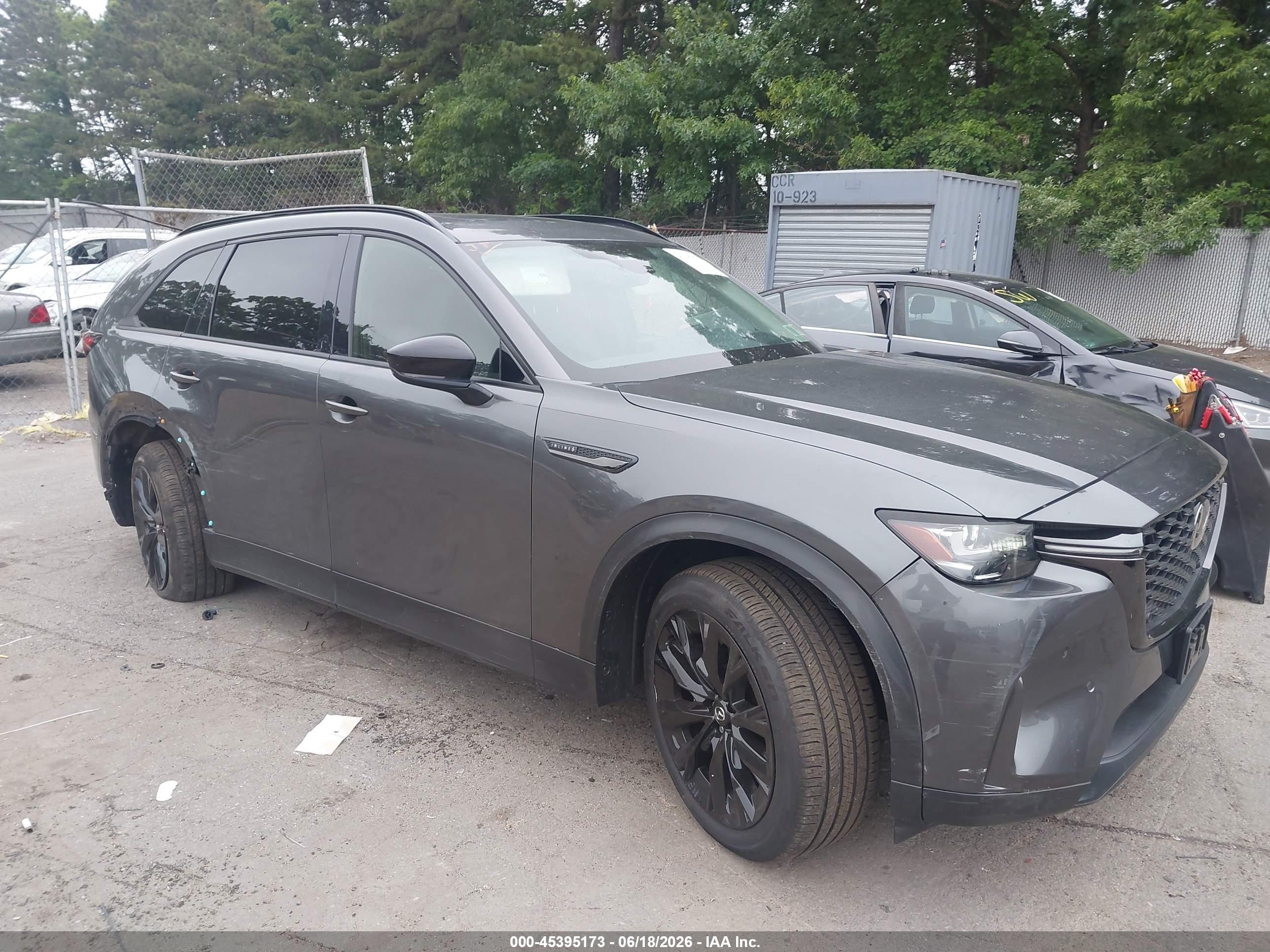 2025 Mazda CX-90 Premium Sport, VIN JM3KKCHD1S1213118 — Бок
