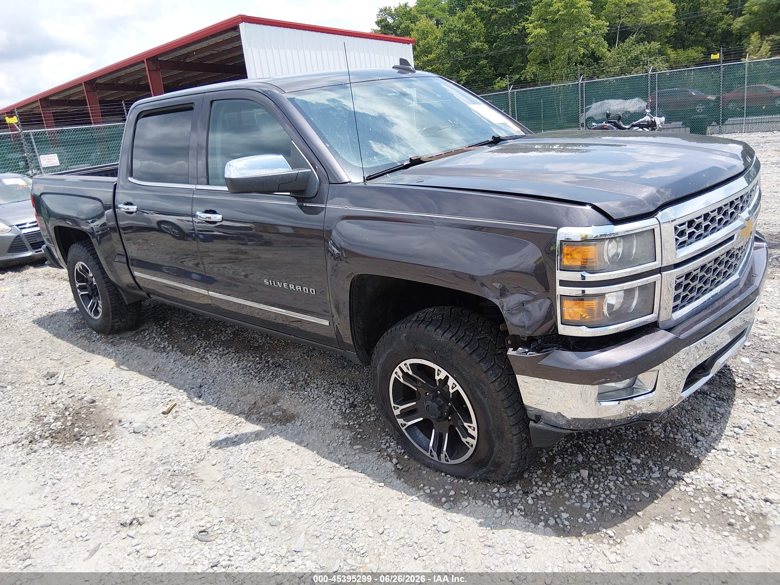 2015 Chevrolet Silverado 1500 LTZ, VIN 3GCUKSEC2FG219928 — Front end