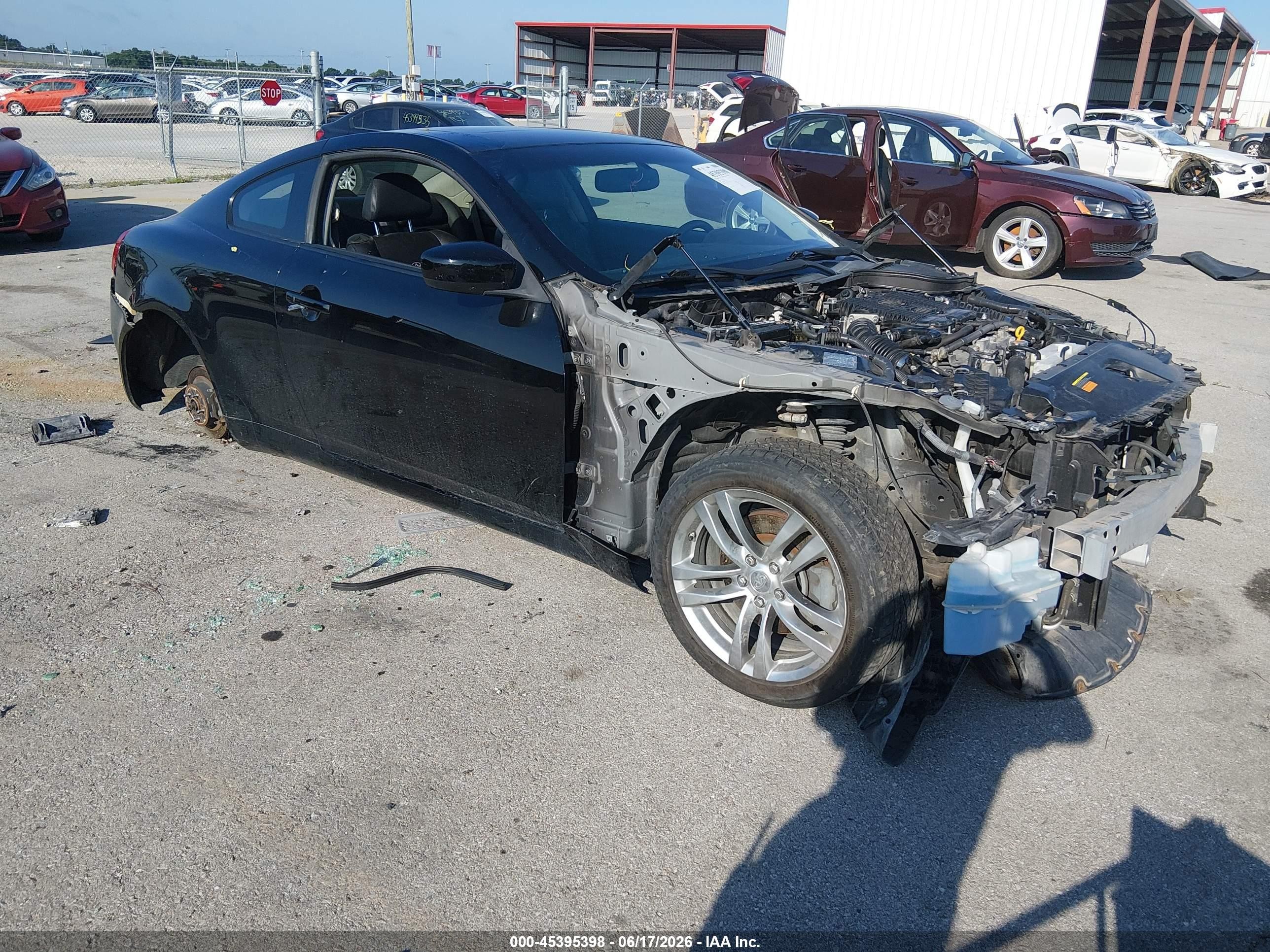 2009 Infiniti G37 x, VIN JNKCV64F19M651433 — Перед