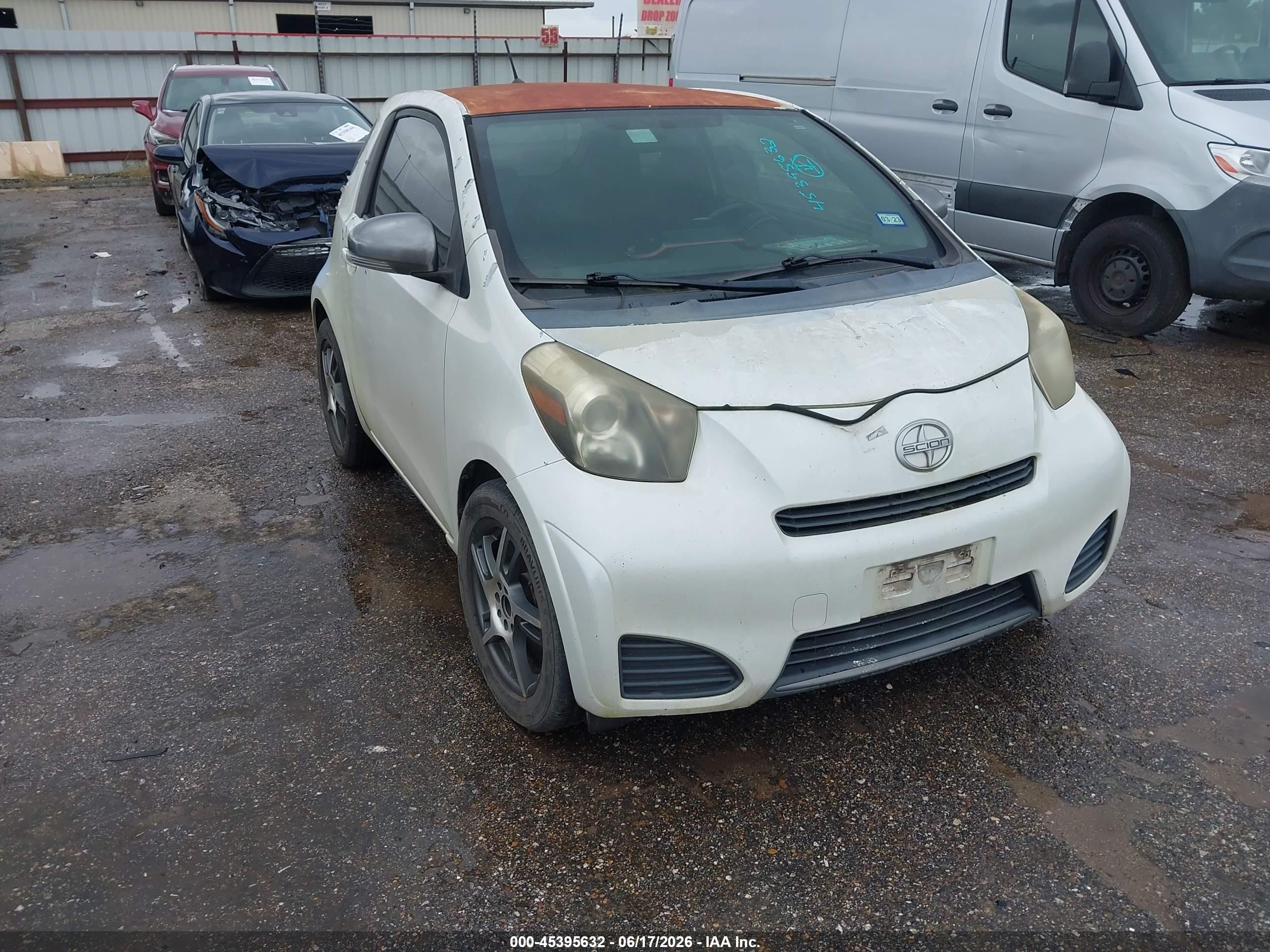 2012 Scion iQ, VIN JTNJJXB0XCJ019480 — Normal wear