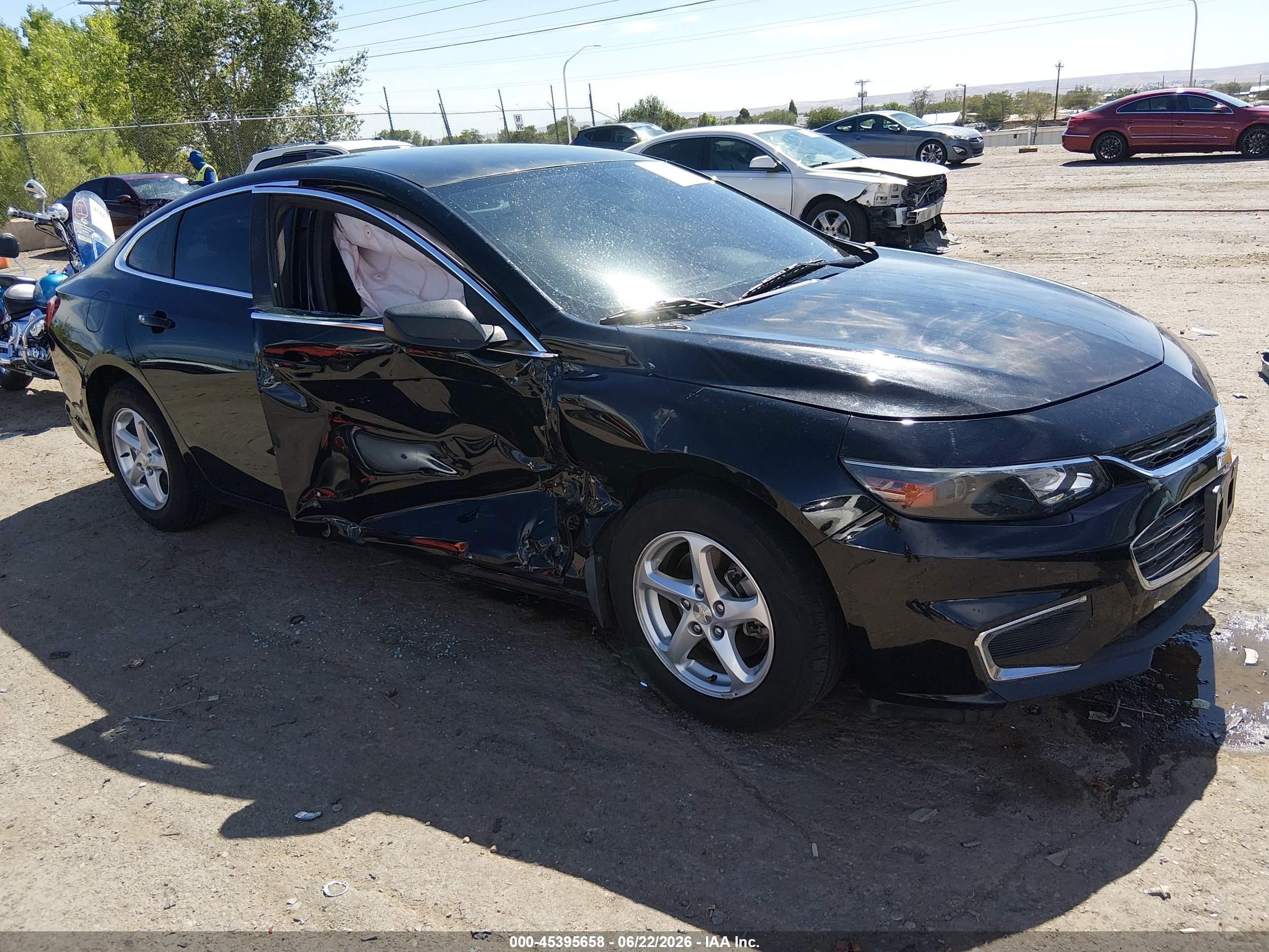 2018 Chevrolet Malibu LS, VIN 1G1ZB5ST7JF231913 — Side