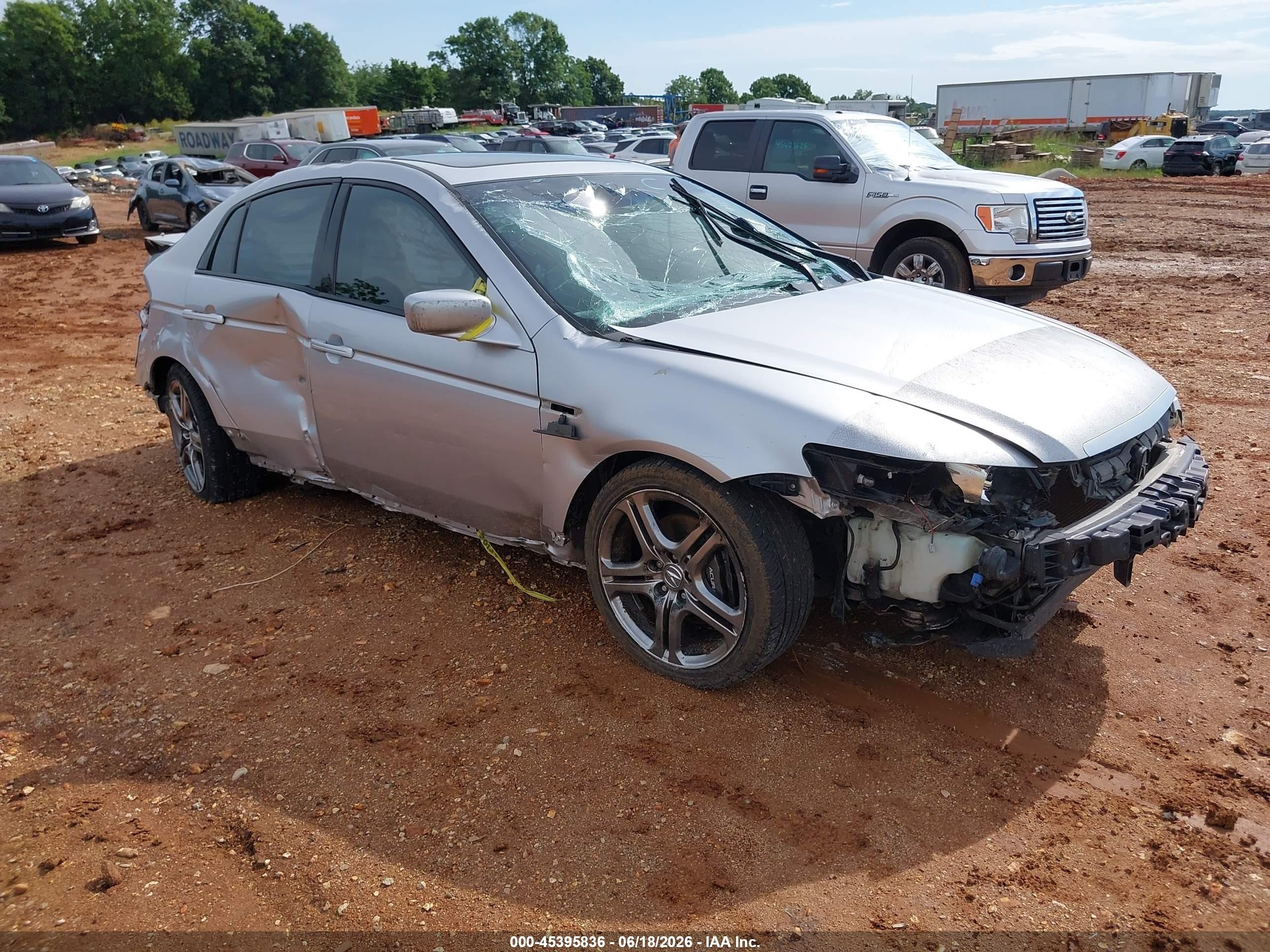 2006 Acura TL, VIN 19UUA65546A030970 — Rear end