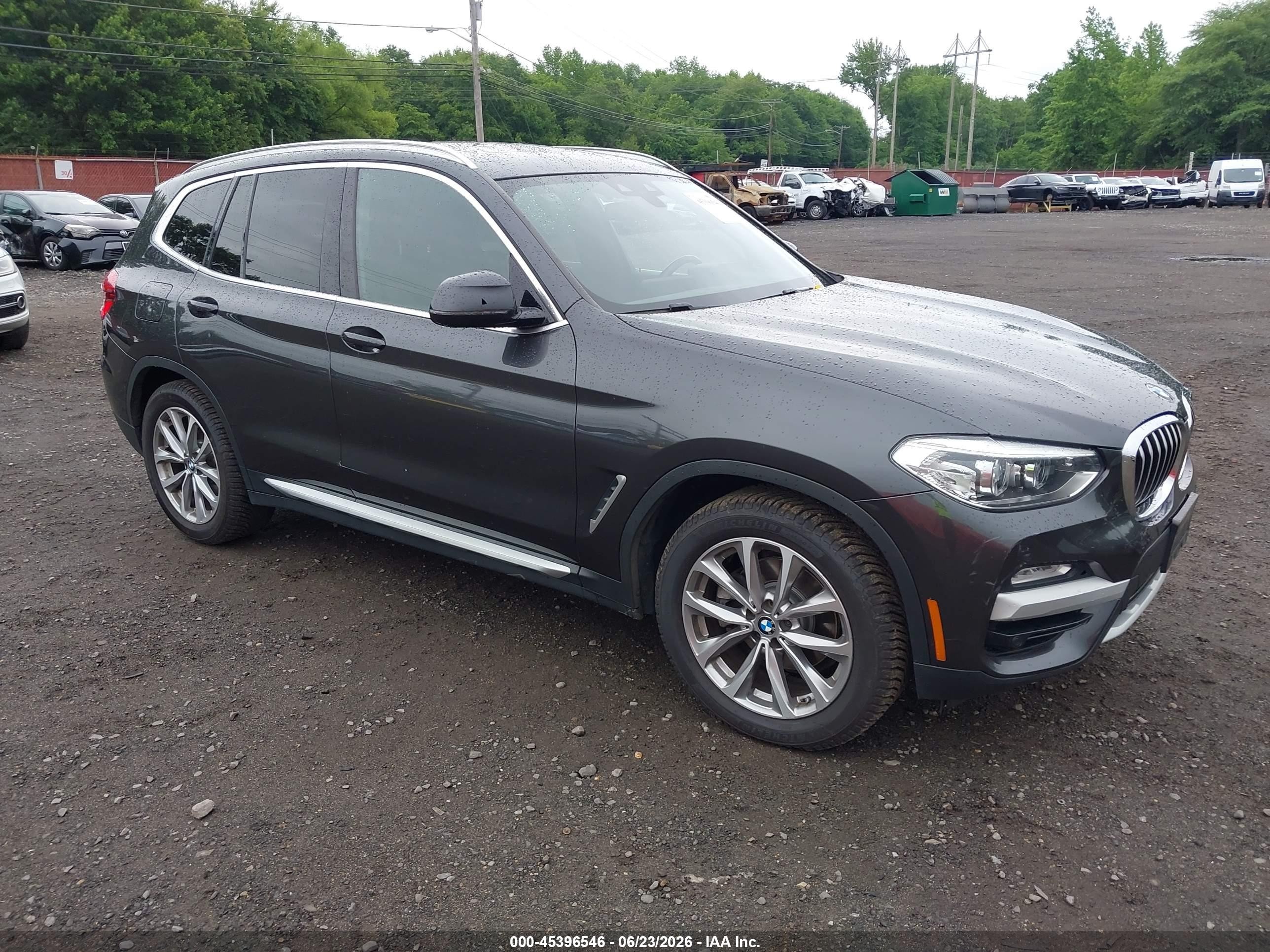2018 BMW X3 xDrive30i, VIN 5UXTR9C56JLD89937 — Side