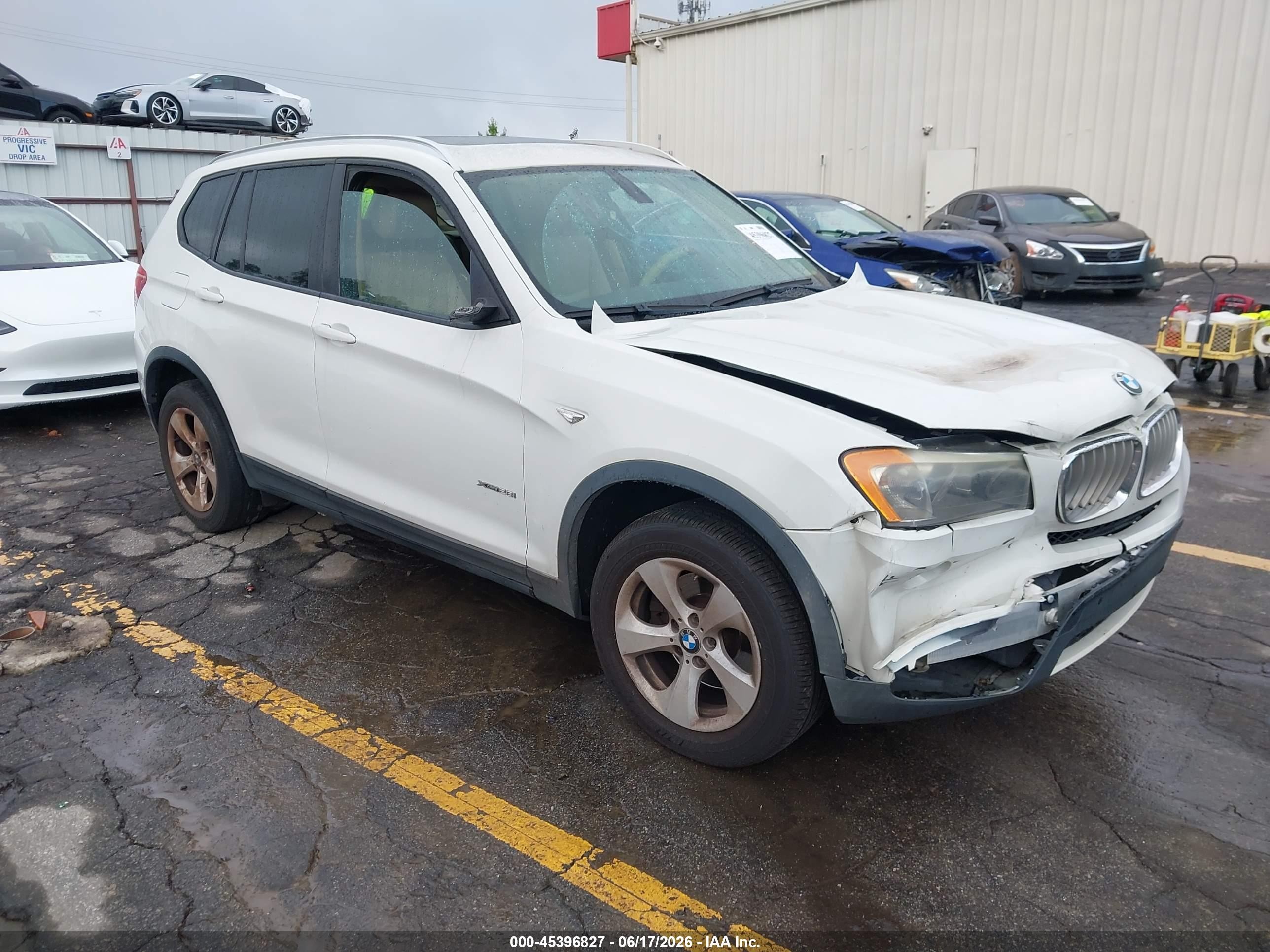 2012 BMW X3 28i, VIN 5UXWX5C51CL725540 — Перед