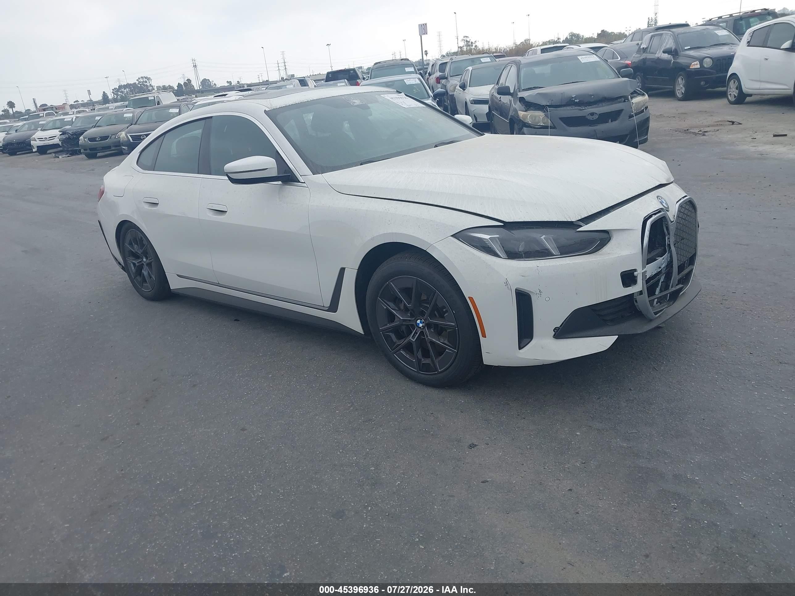 2025 BMW i4 eDrive40, VIN WBY23HD08SFT98632 — Auction photo