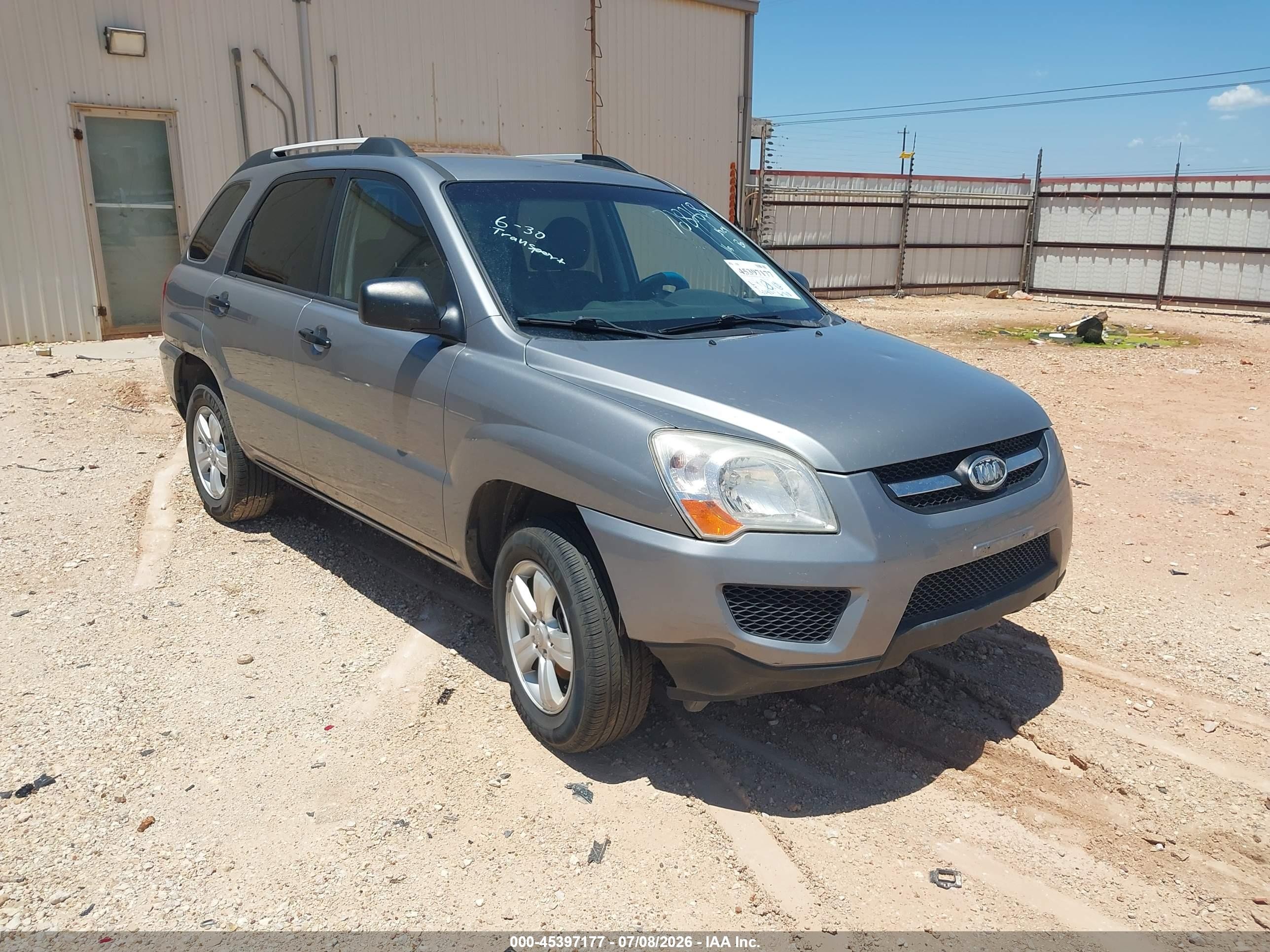 2010 Kia Sportage LX, VIN KNDKG3A49A7728268 — Side