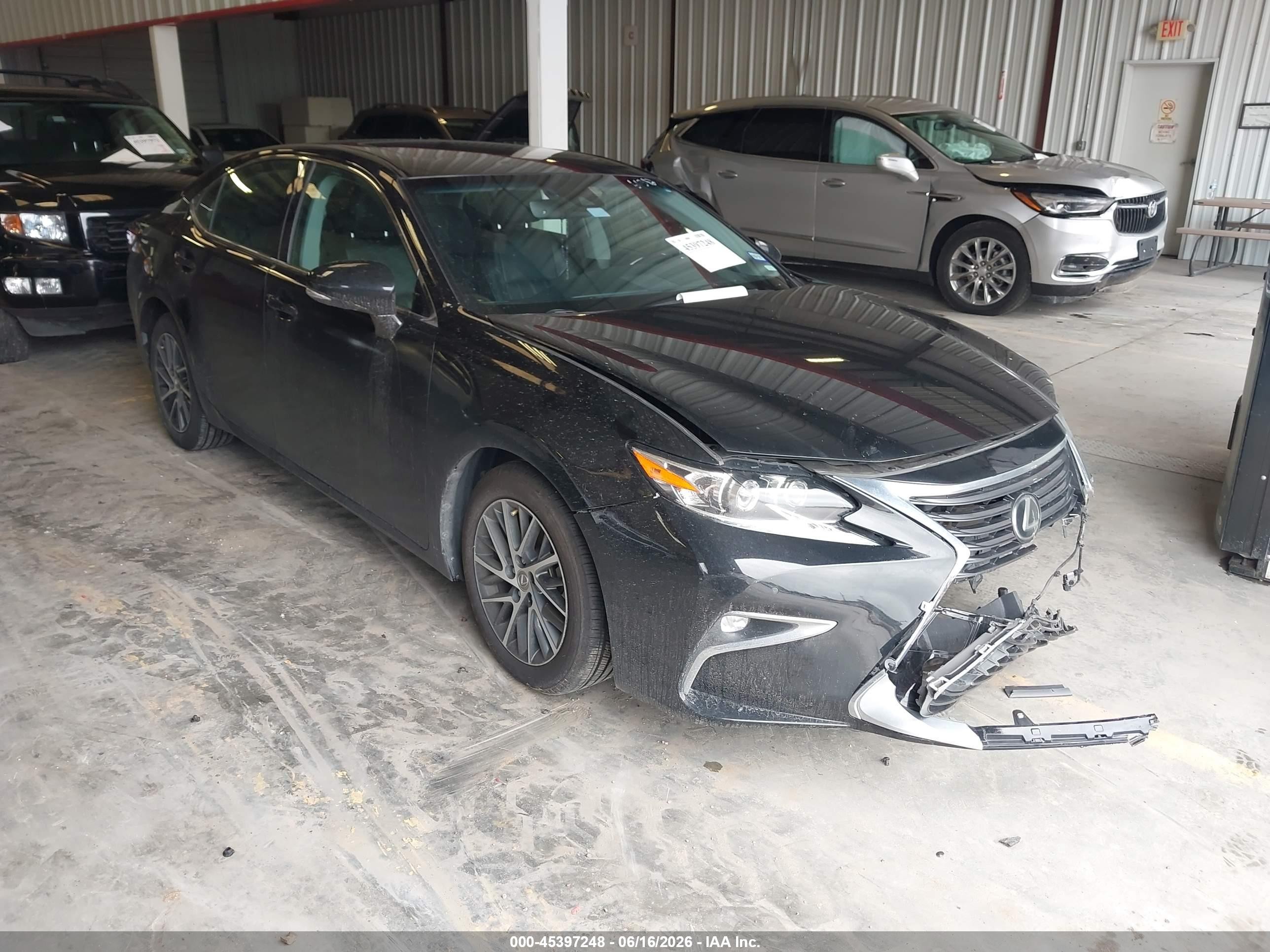 2017 Lexus ES 350, VIN 58ABK1GG4HU072016 — Front end