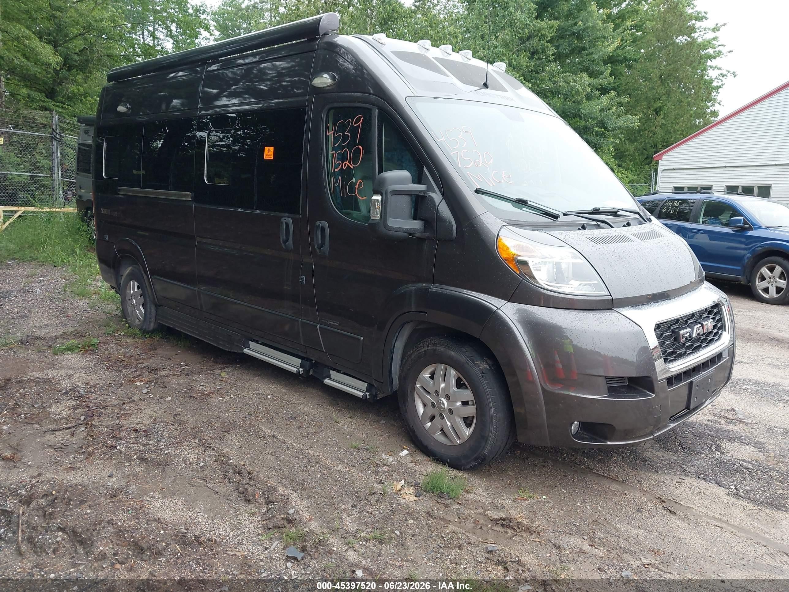 2018 Ram ProMaster Cargo, VIN 3C6TRVDG7JE144197 — Биологическое загрязнение