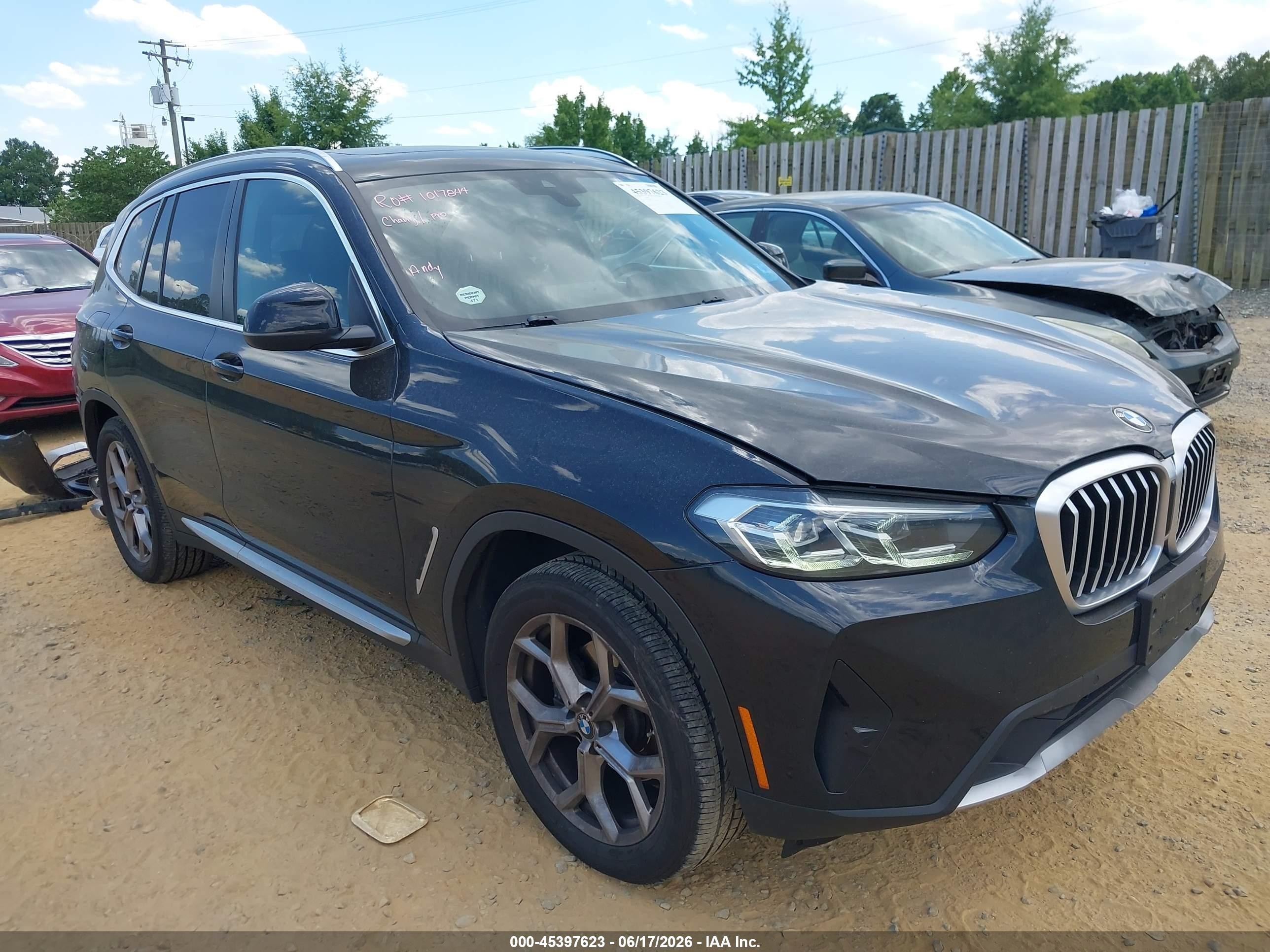 2022 BMW X3 xDrive30i, VIN 5UX53DP06N9L47103 — Rear end