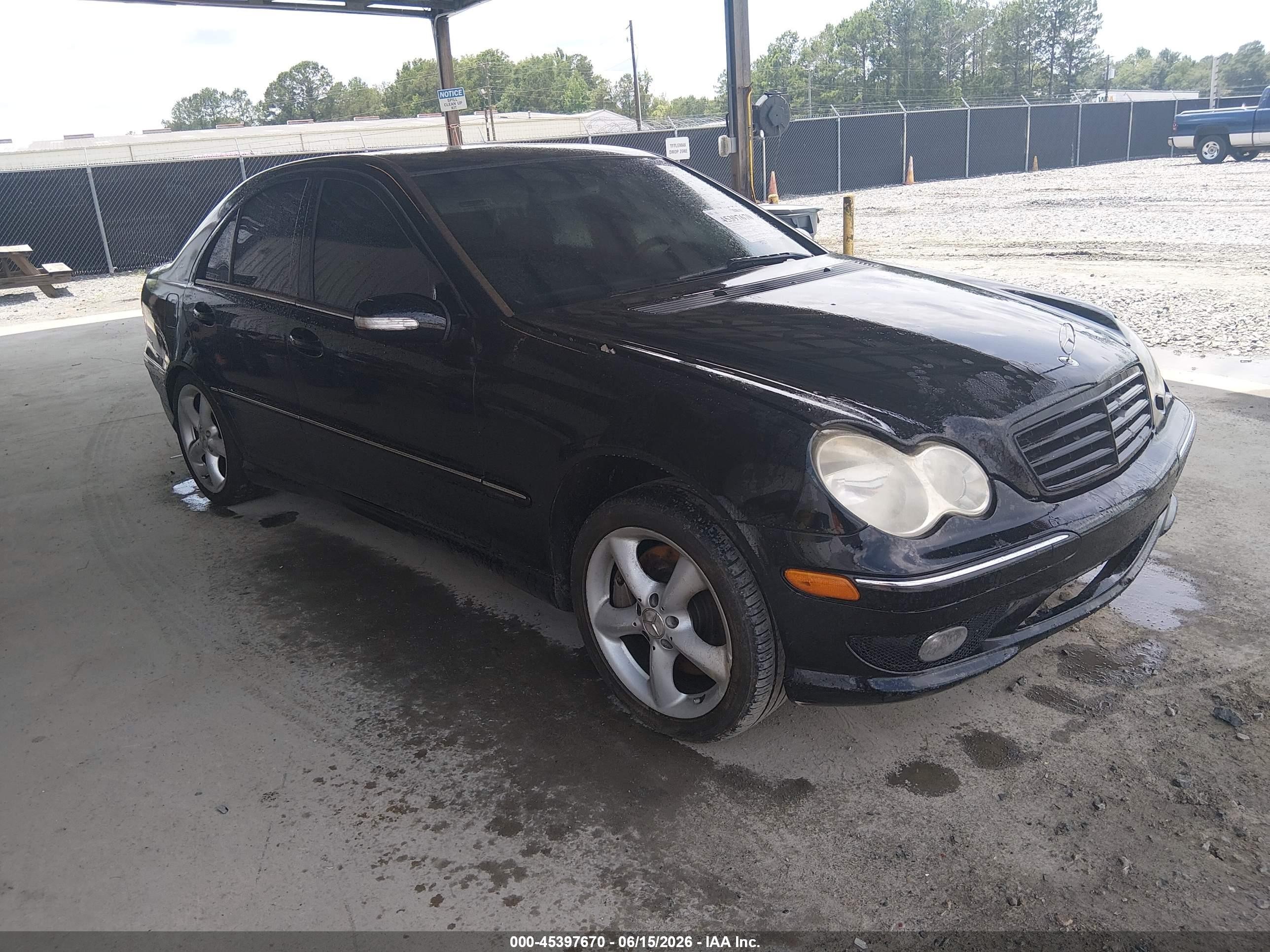 2006 Mercedes-Benz C 230 Sport, VIN WDBRF52H46A911326 — Side
