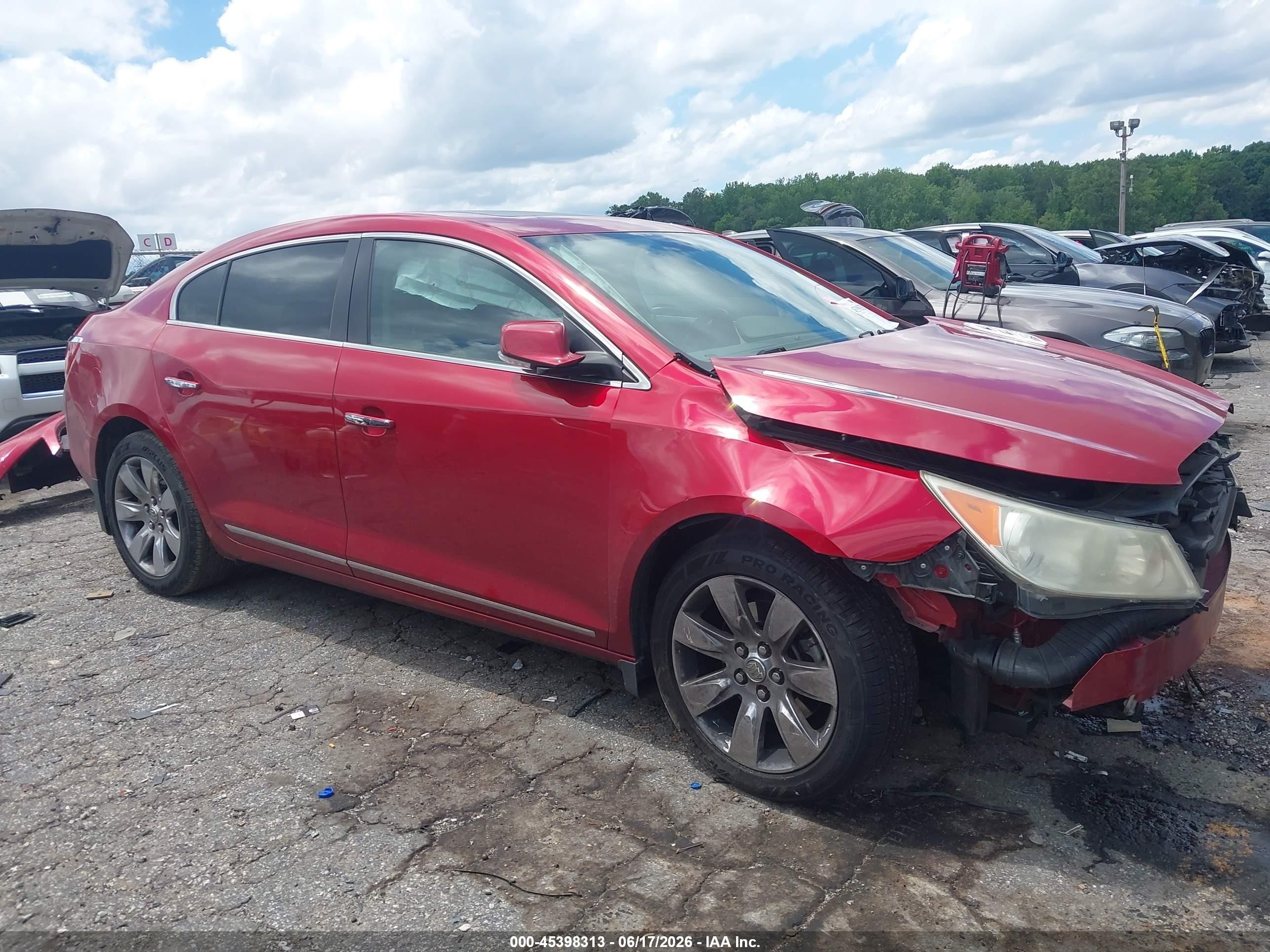 2013 Buick LaCrosse Premium 1, VIN 1G4GF5E33DF309490 — Перед