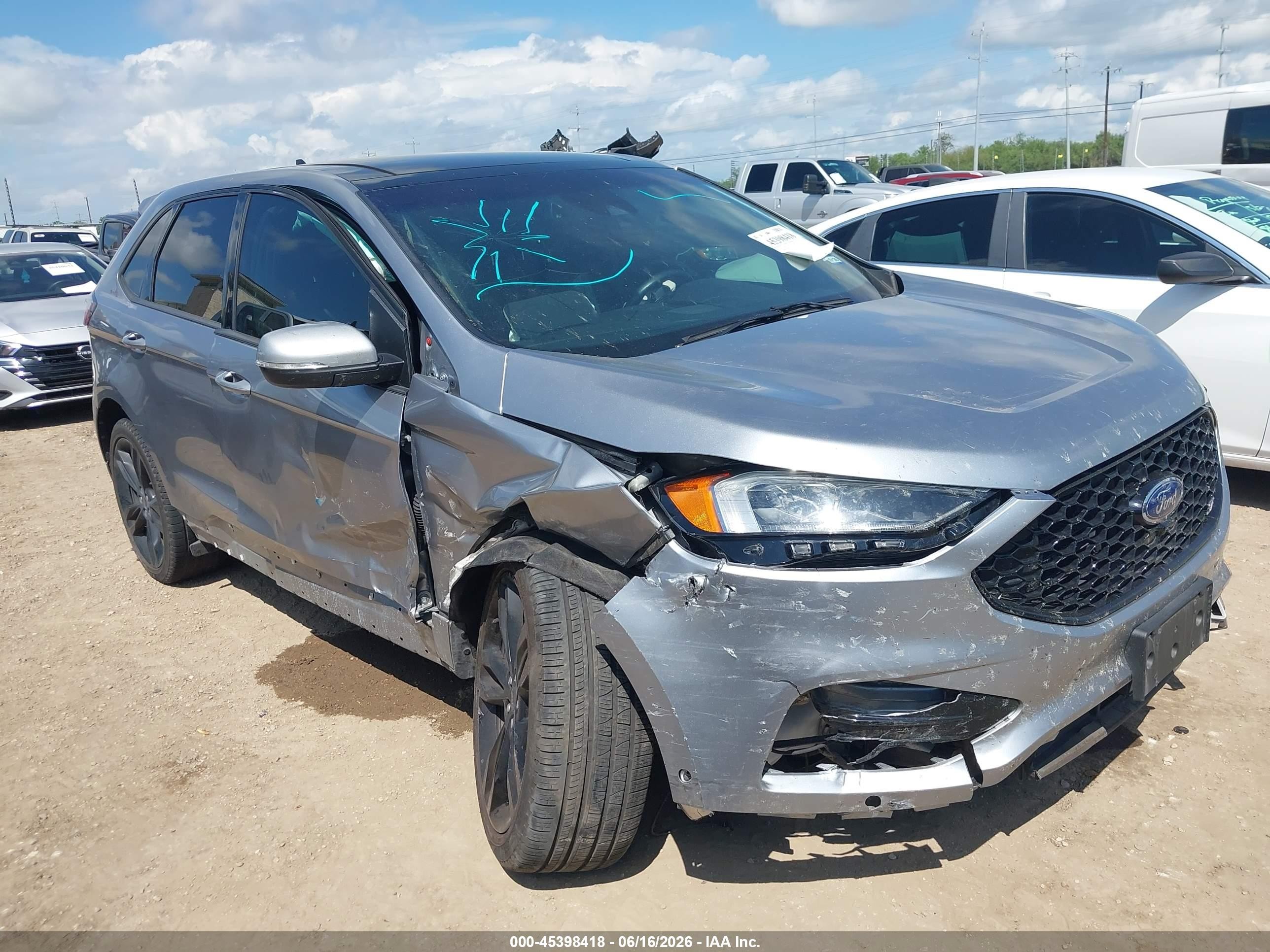 2020 Ford Edge ST, VIN 2FMPK4APXLBB28742 — Front end