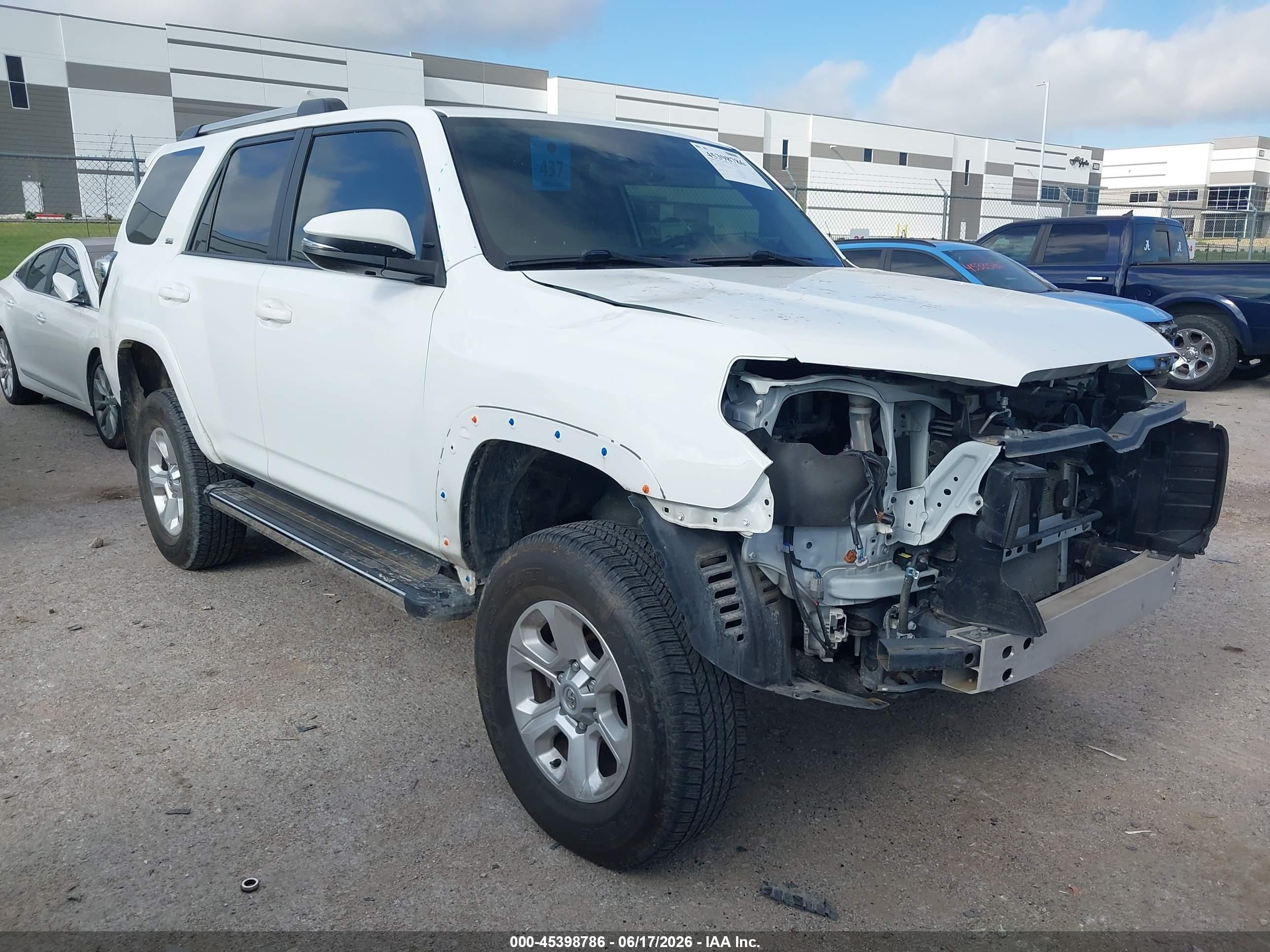 2021 Toyota 4Runner SR5 Premium, VIN JTENU5JR4M5889880 — Hail