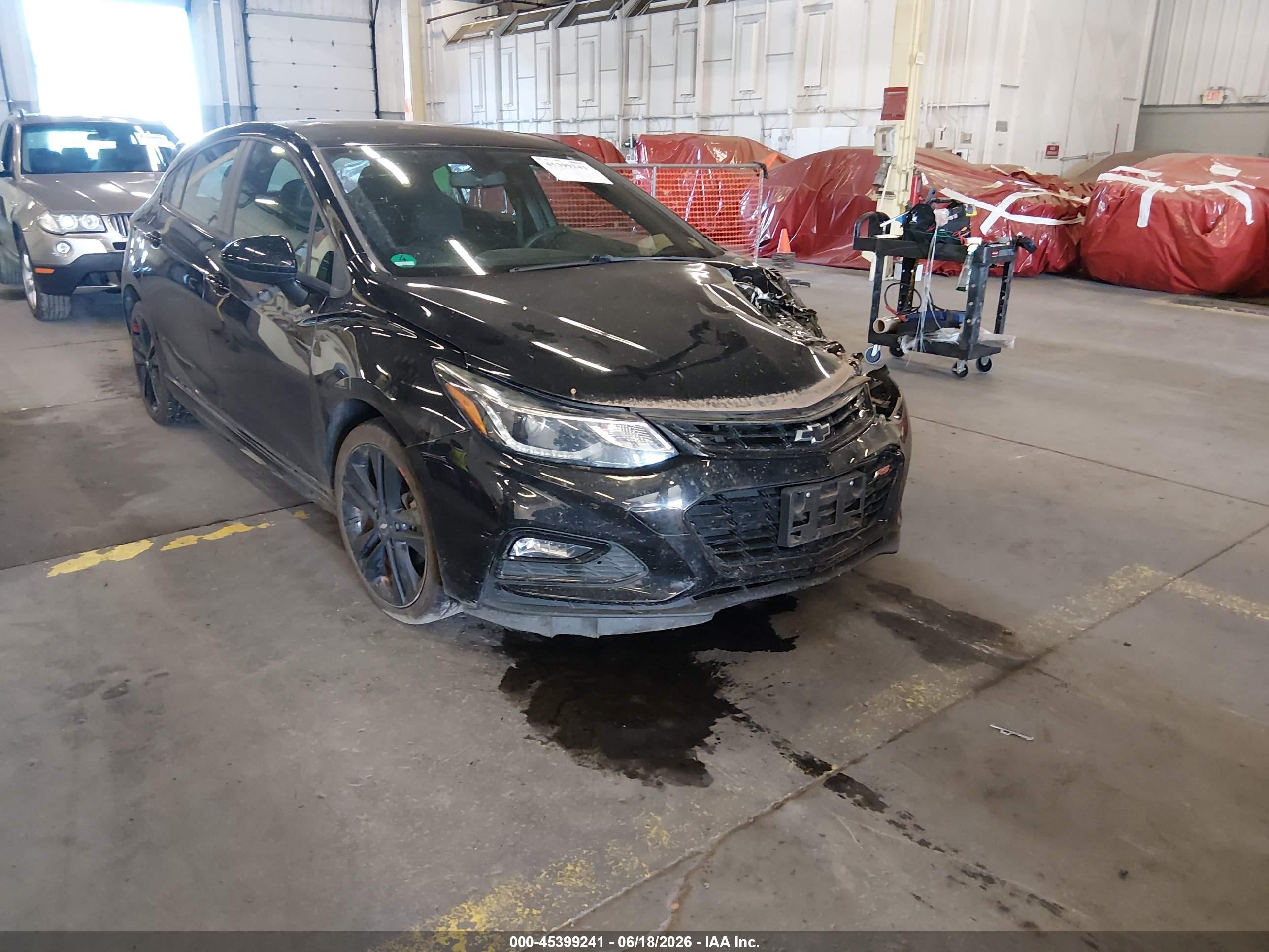 2018 Chevrolet Cruze LT, VIN 3G1BE6SM2JS604858 — Front end